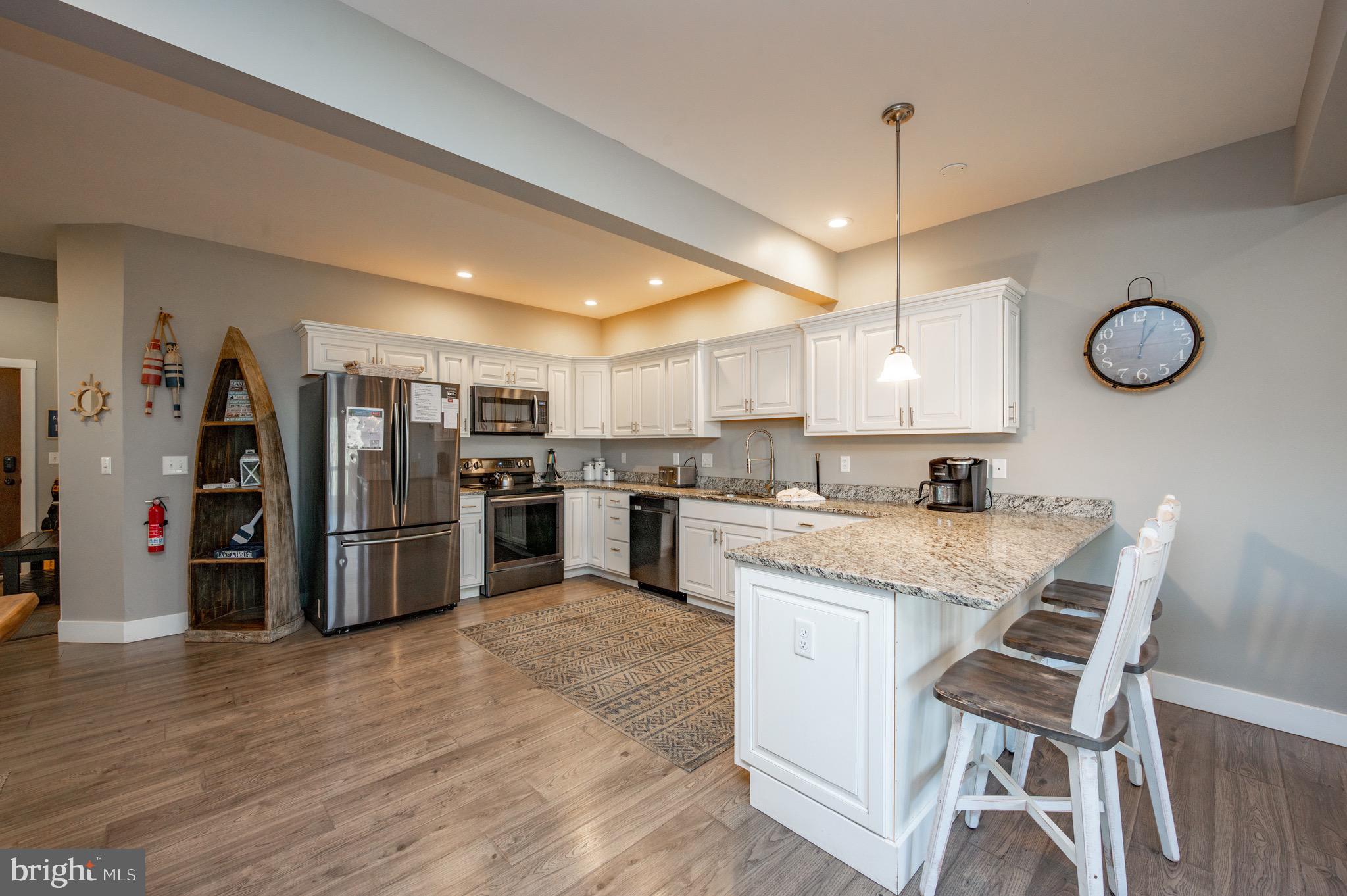 TIMBERLAKE VILLAGE - Residential