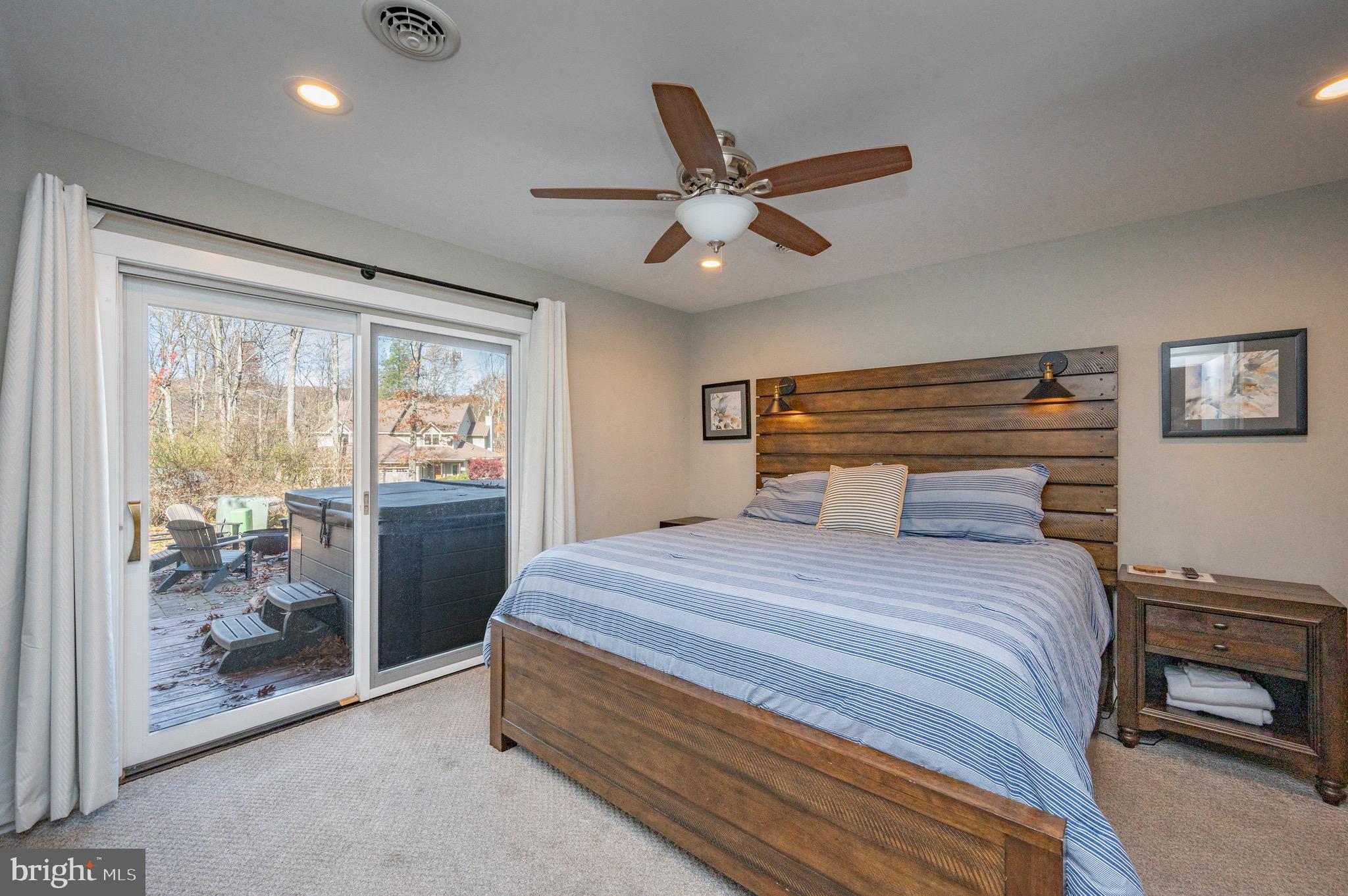 TIMBERLAKE VILLAGE - Residential