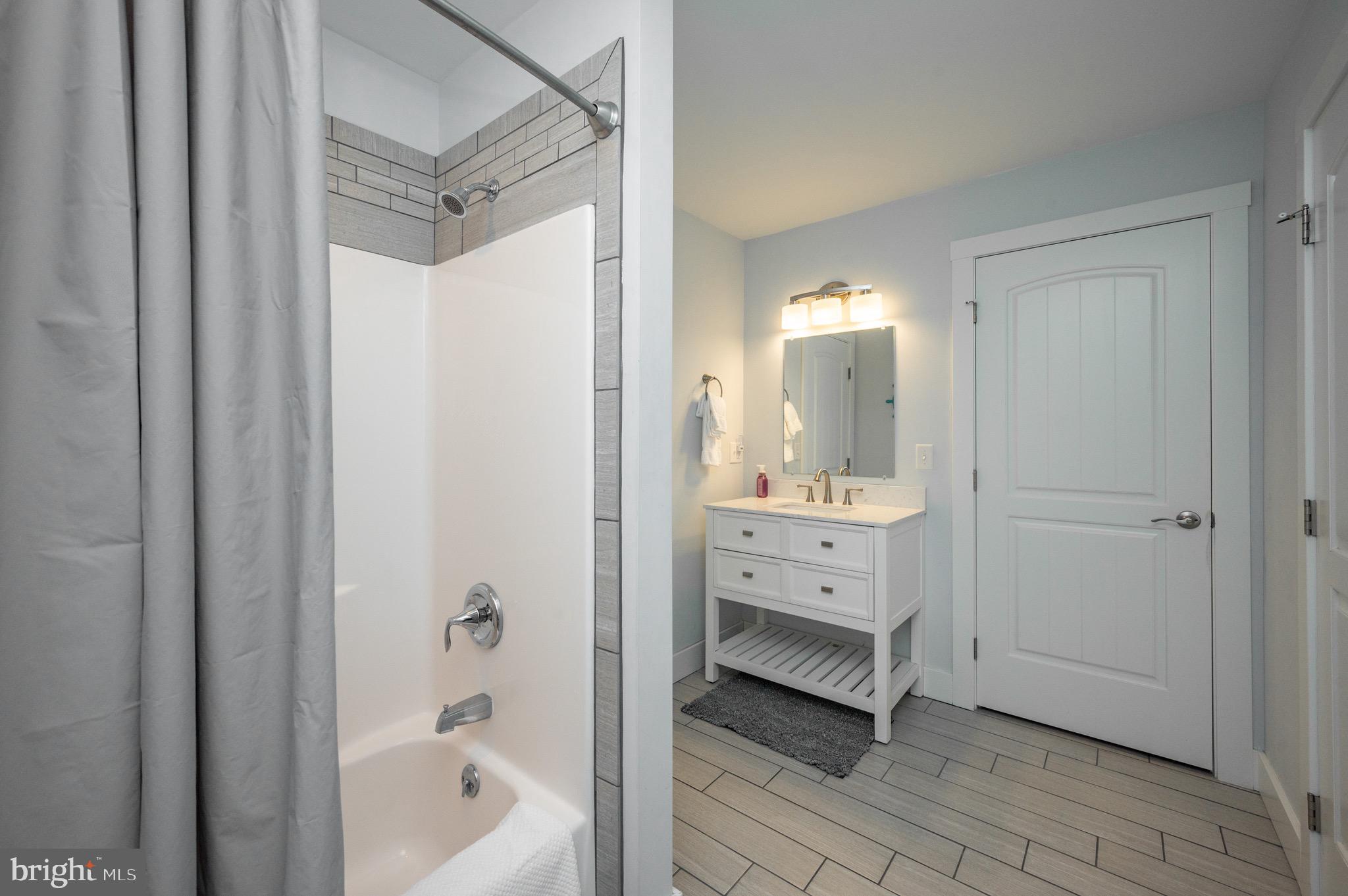 TIMBERLAKE VILLAGE - Residential