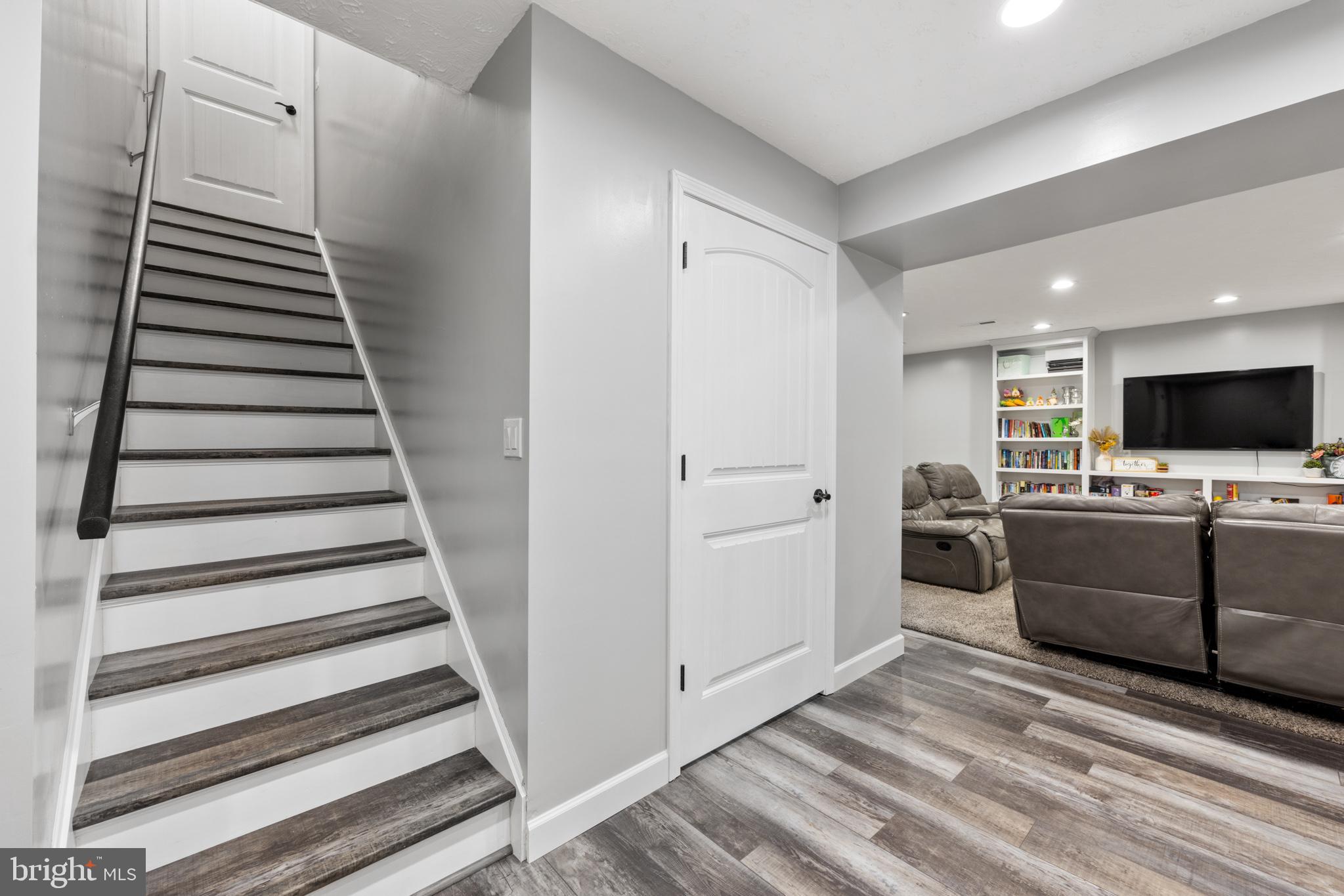 GREENFIELDS - Residential