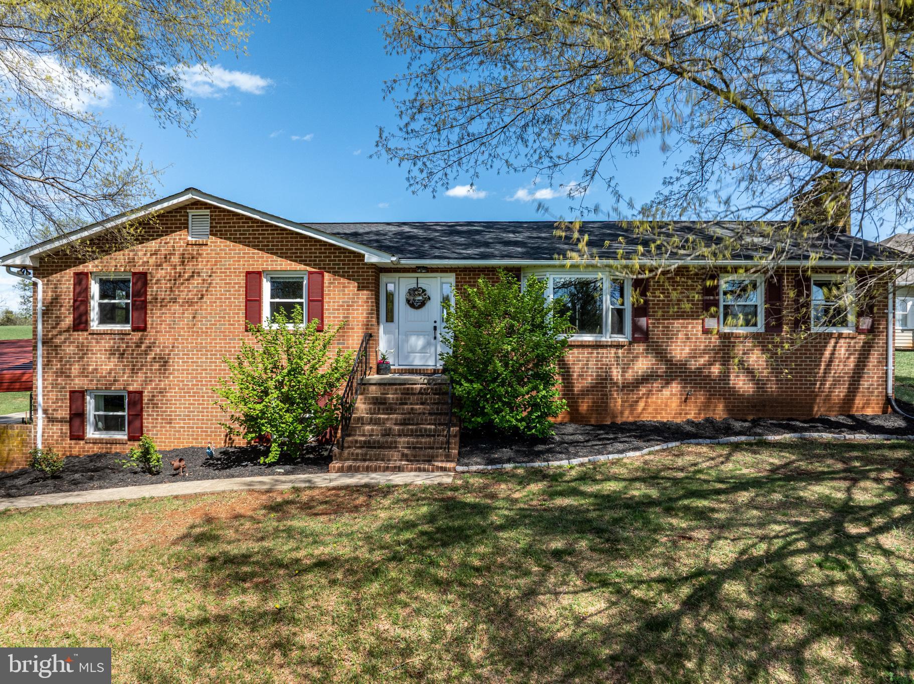 GREENFIELDS - Residential