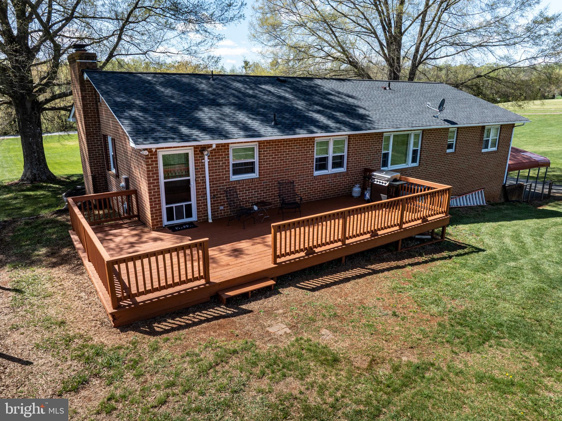 GREENFIELDS - Residential