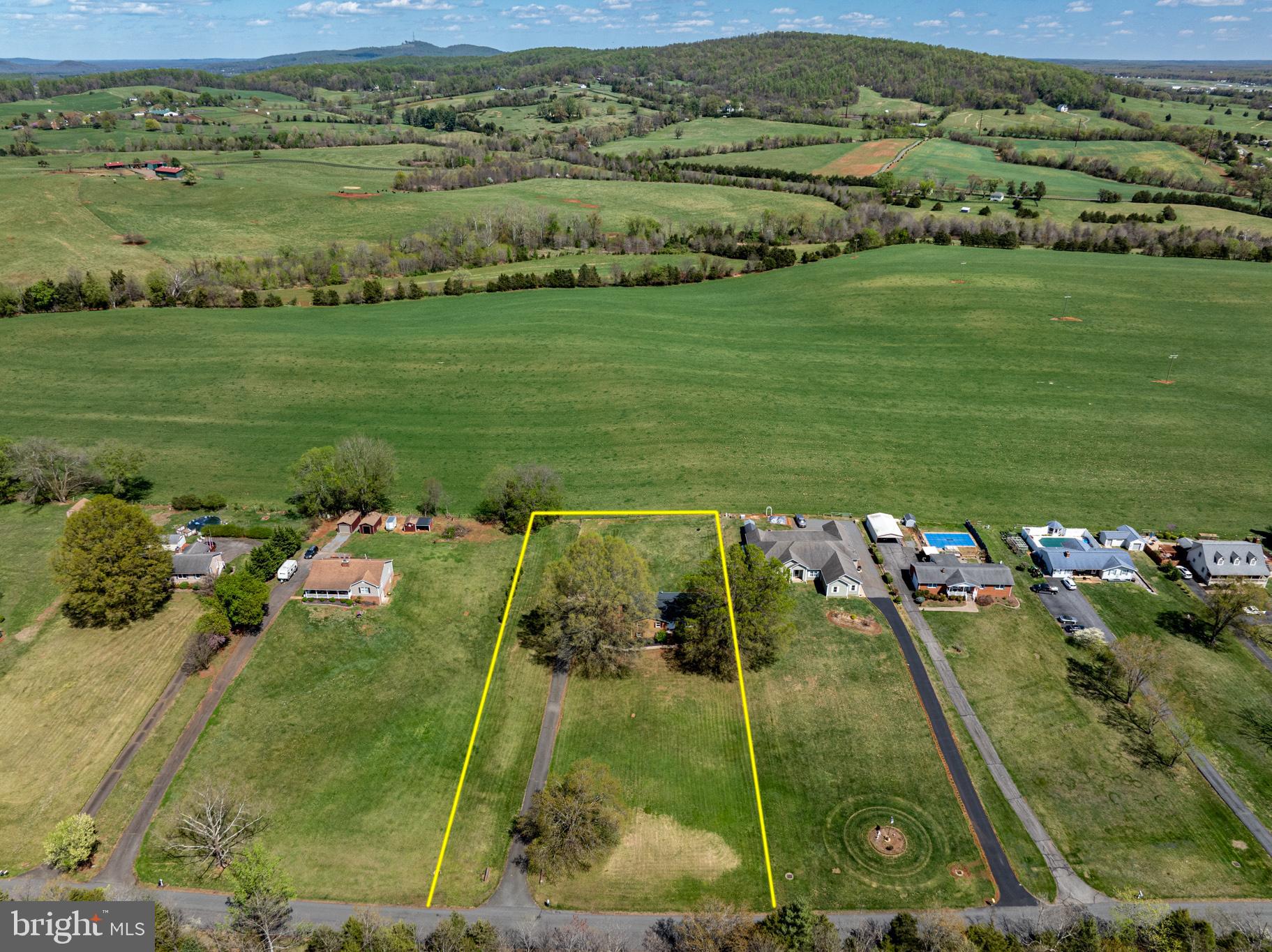 GREENFIELDS - Residential