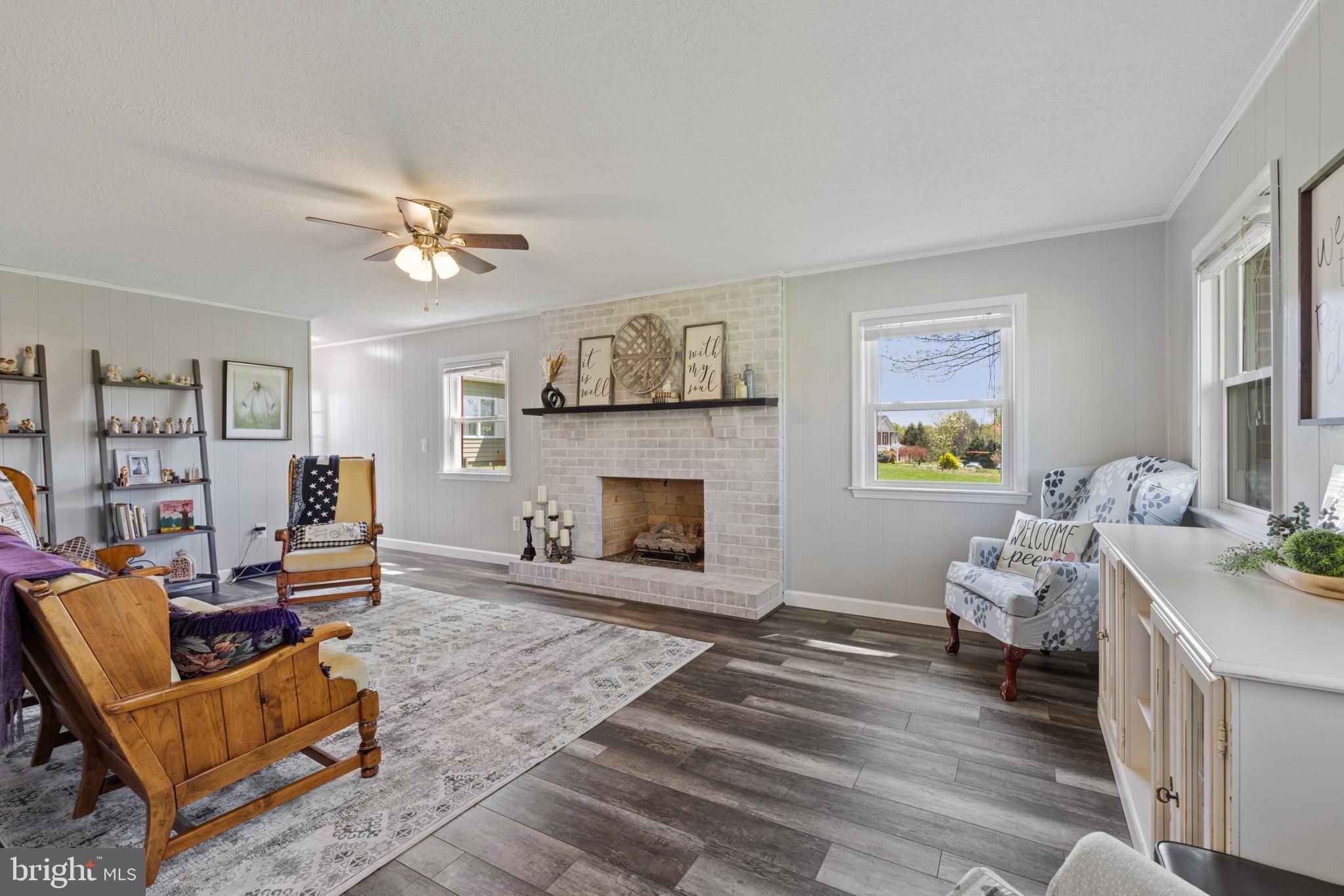 GREENFIELDS - Residential