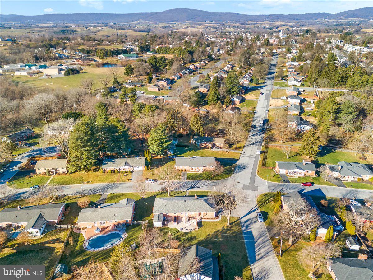 WOODMERE SOUTH - Residential