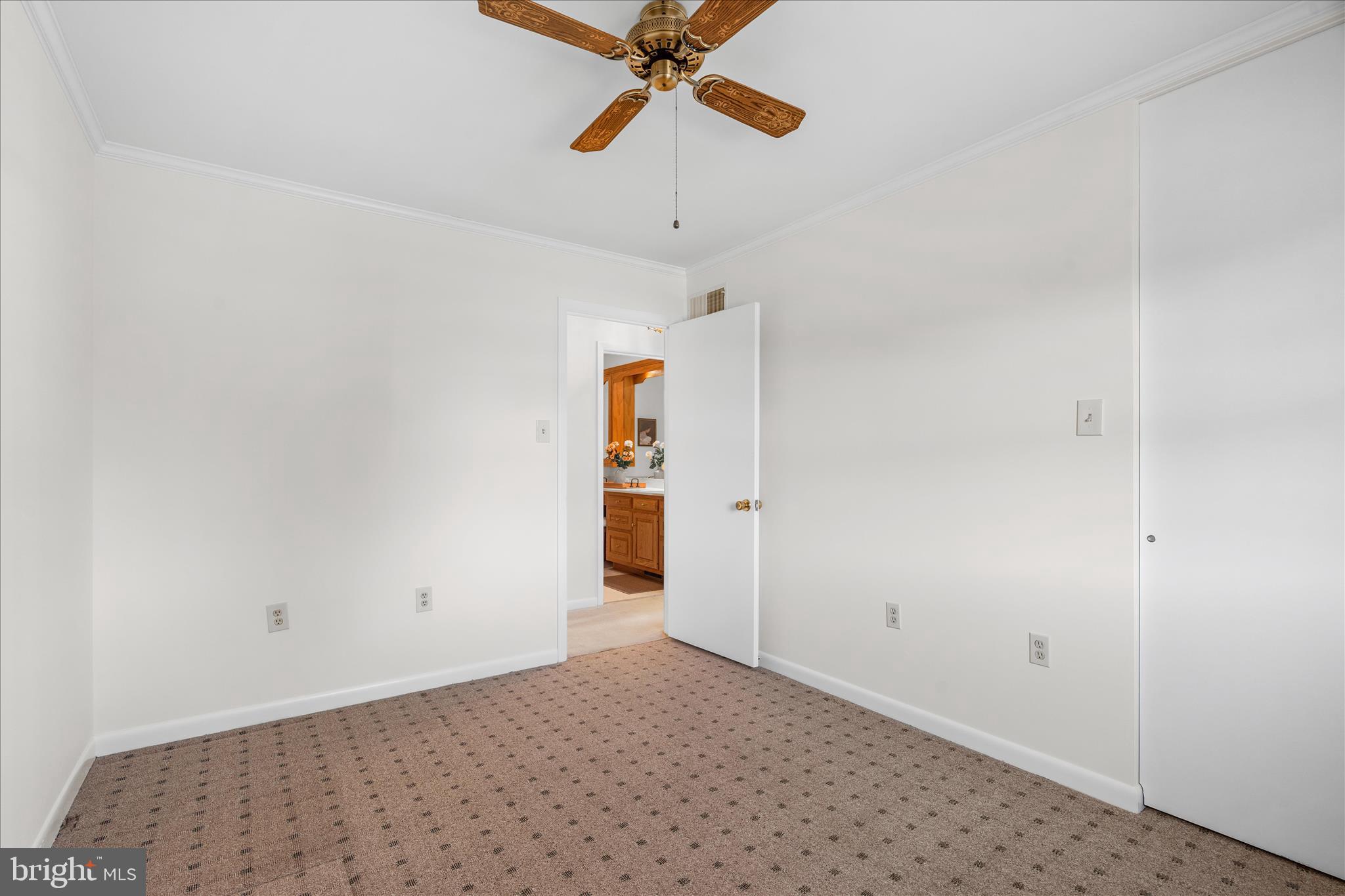 WOODMERE SOUTH - Residential