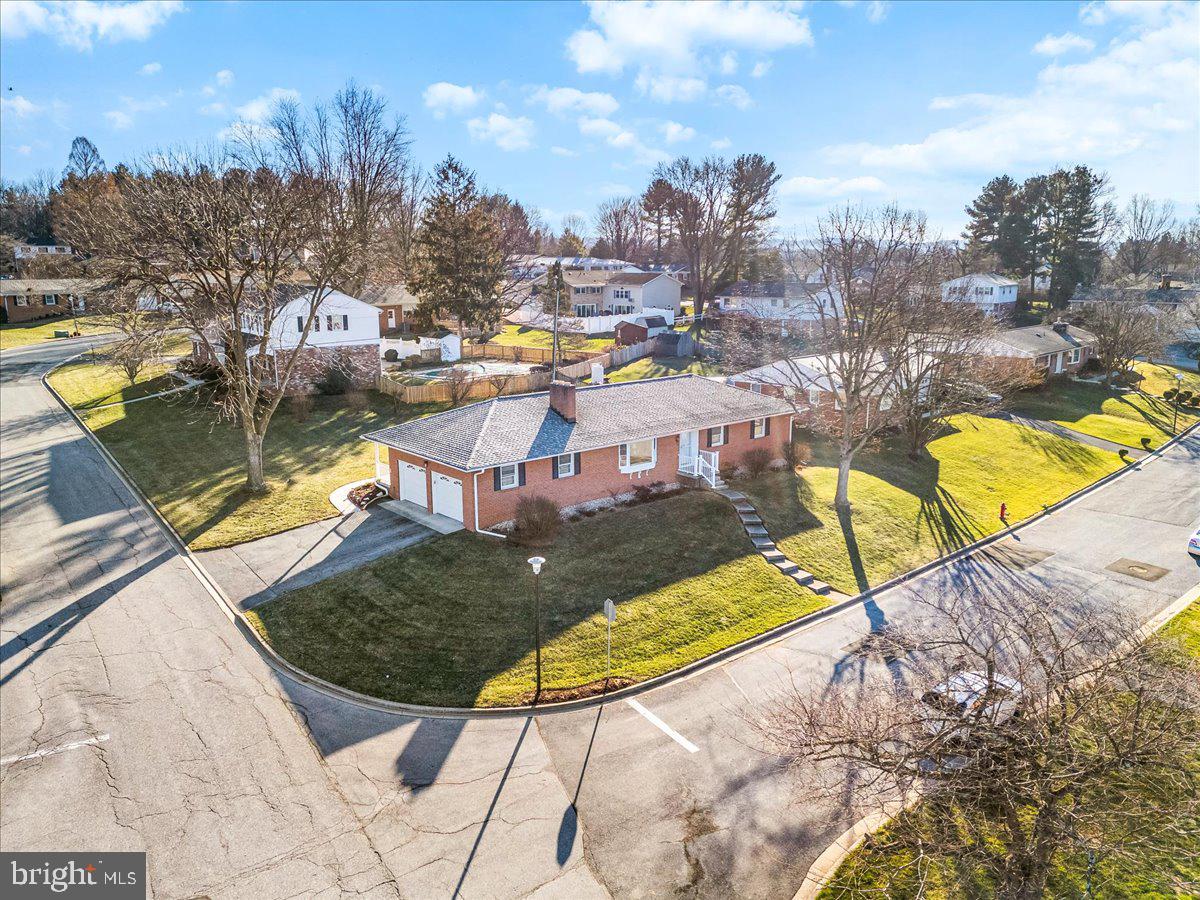 WOODMERE SOUTH - Residential