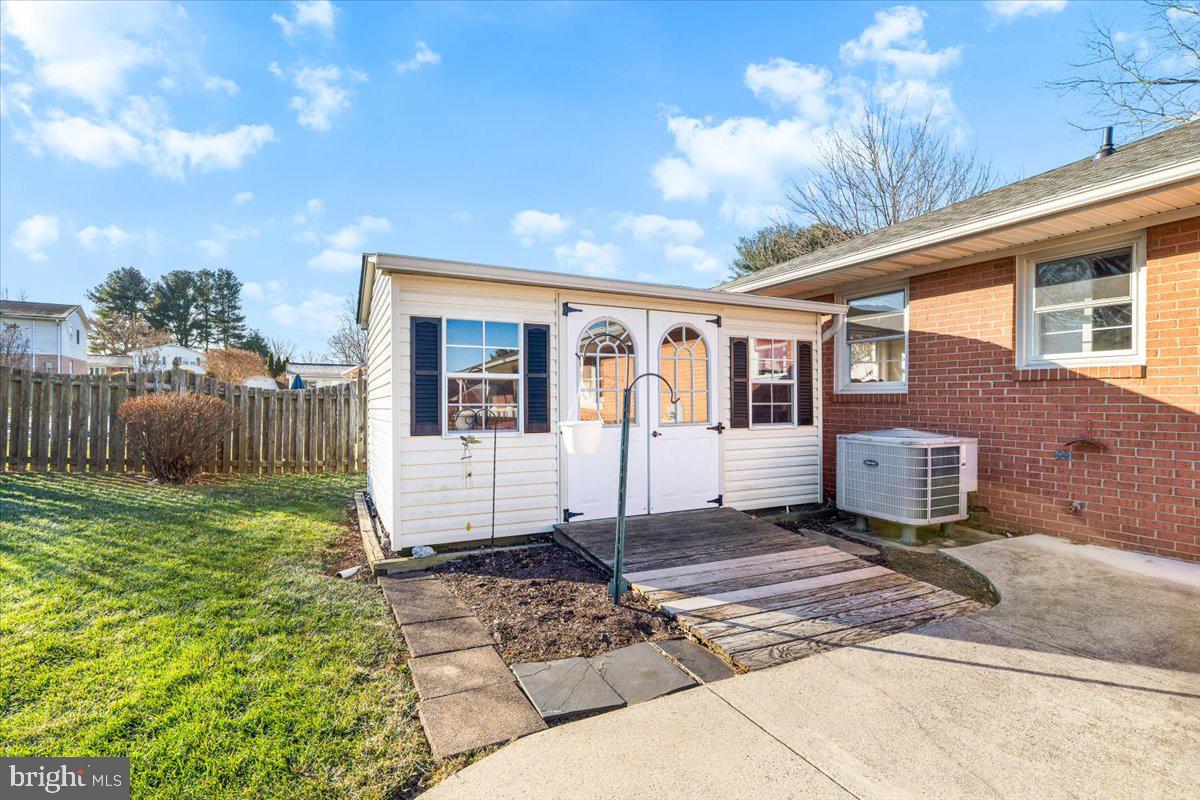 WOODMERE SOUTH - Residential