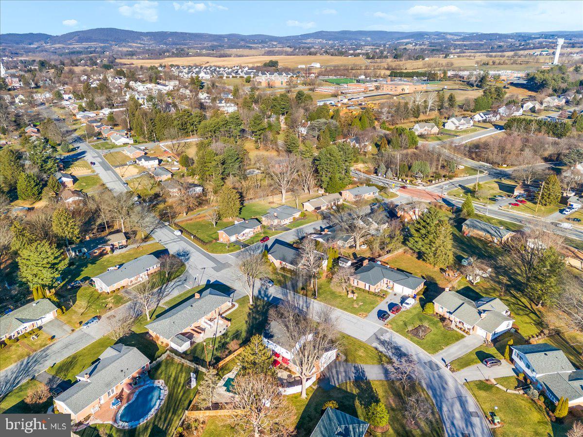 WOODMERE SOUTH - Residential