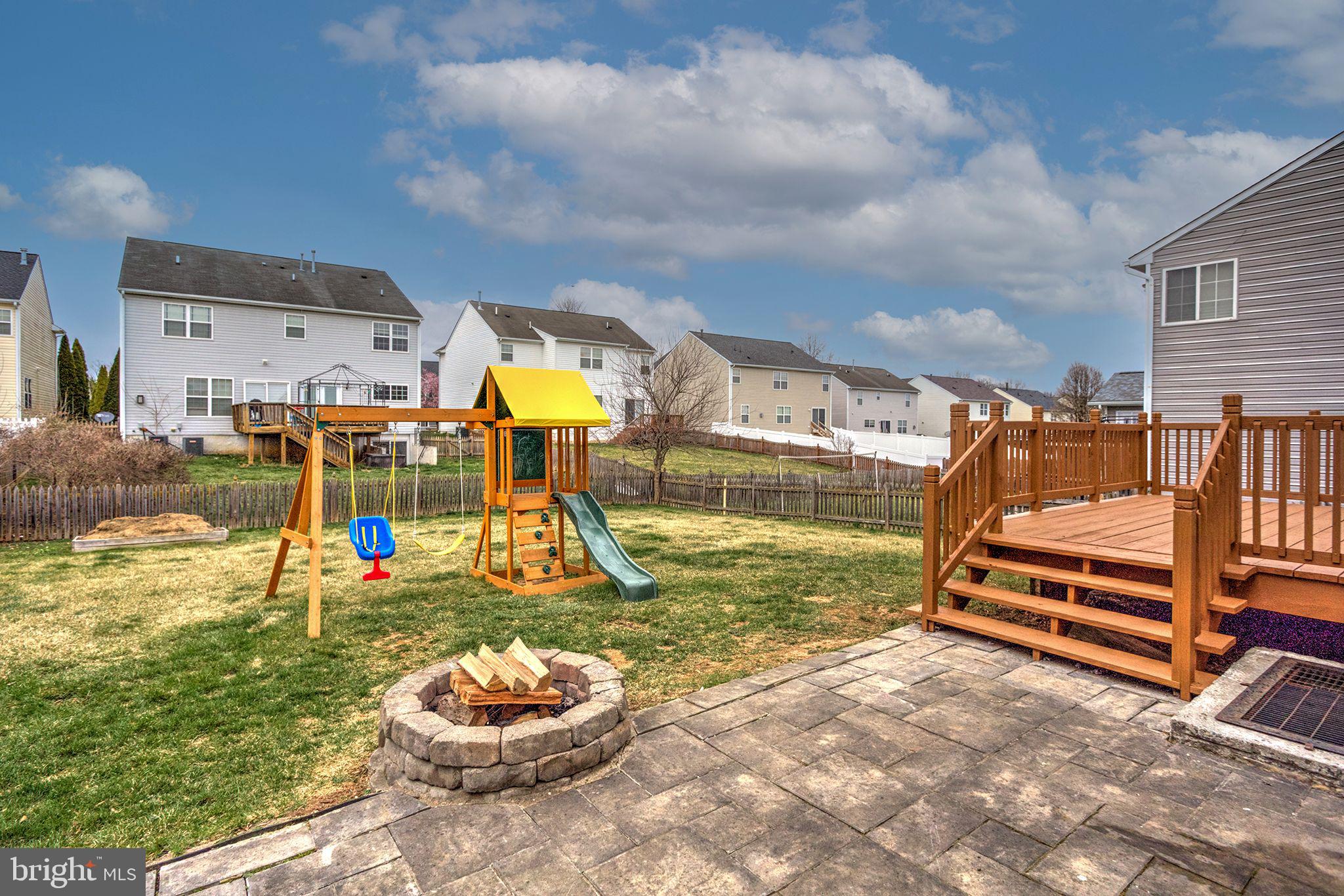 LIBERTY RUN - Residential