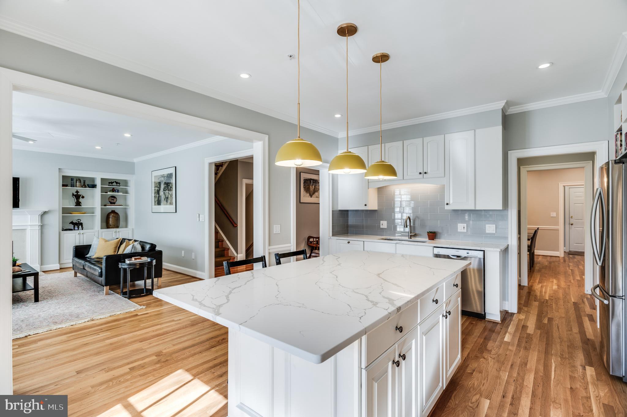 RIVER FALLS - Residential Lease