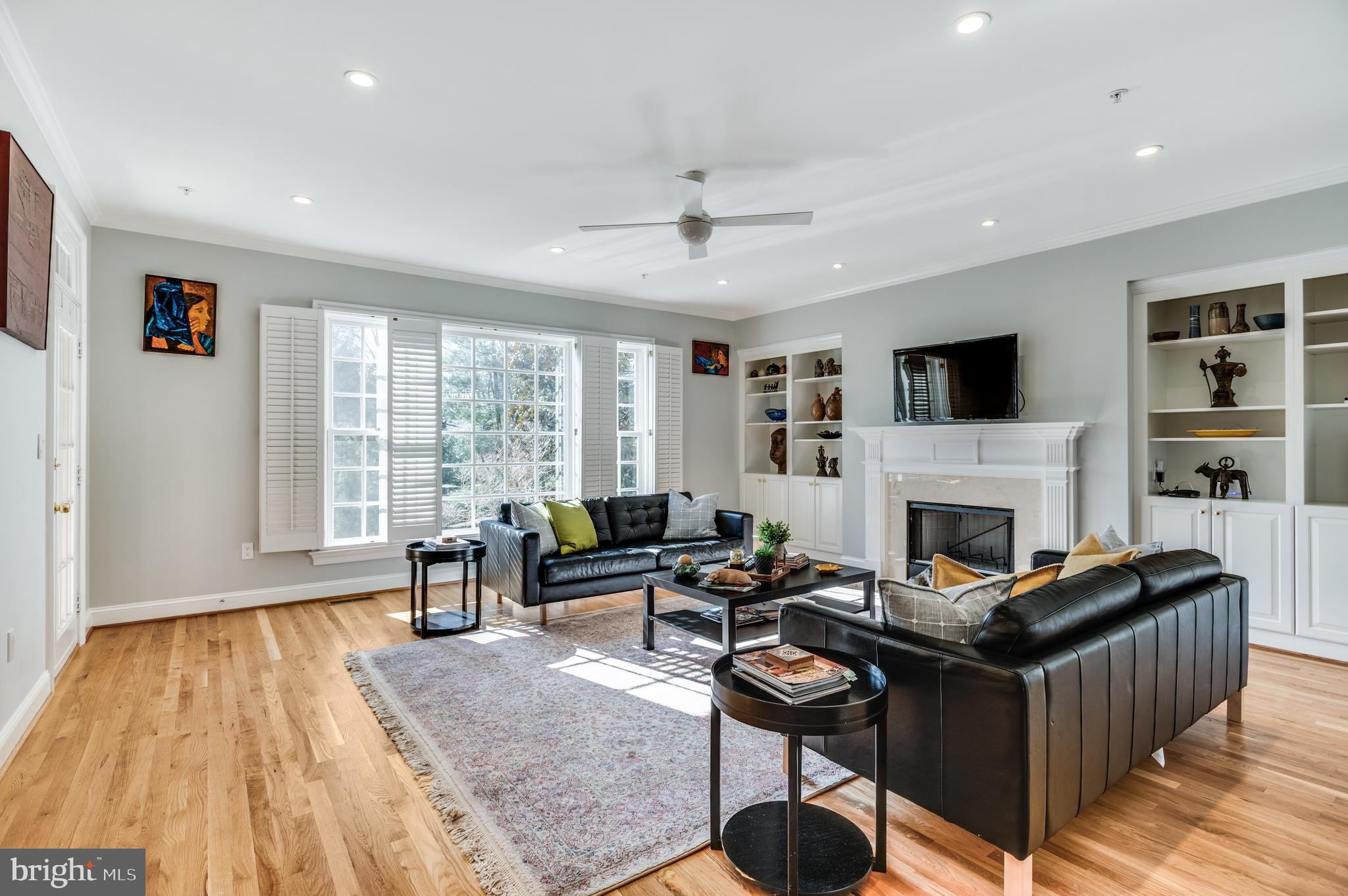 RIVER FALLS - Residential Lease