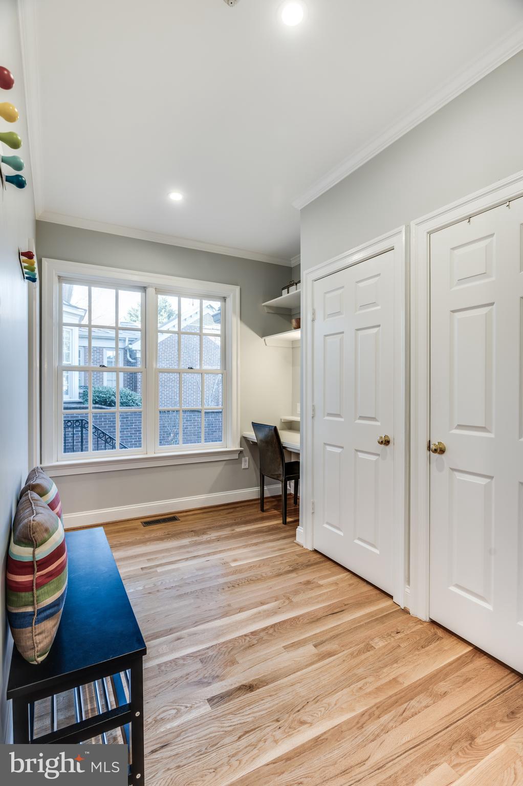 RIVER FALLS - Residential Lease