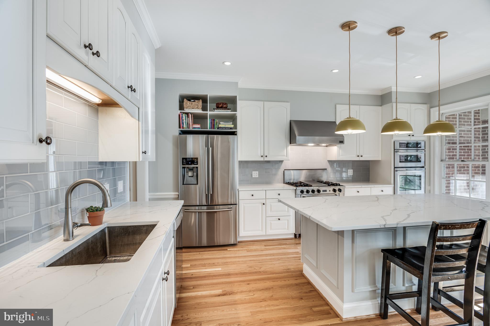 RIVER FALLS - Residential Lease