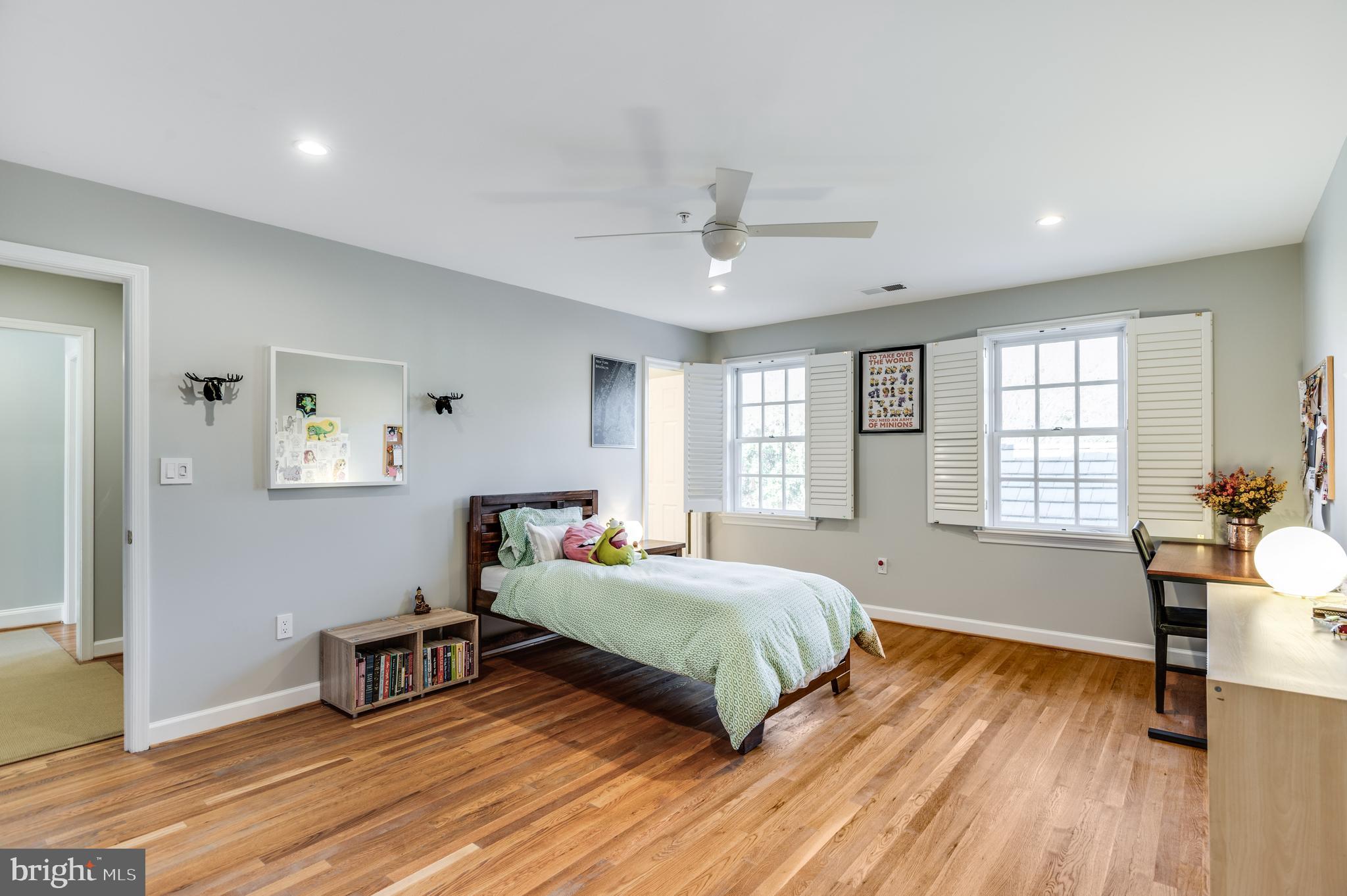 RIVER FALLS - Residential Lease