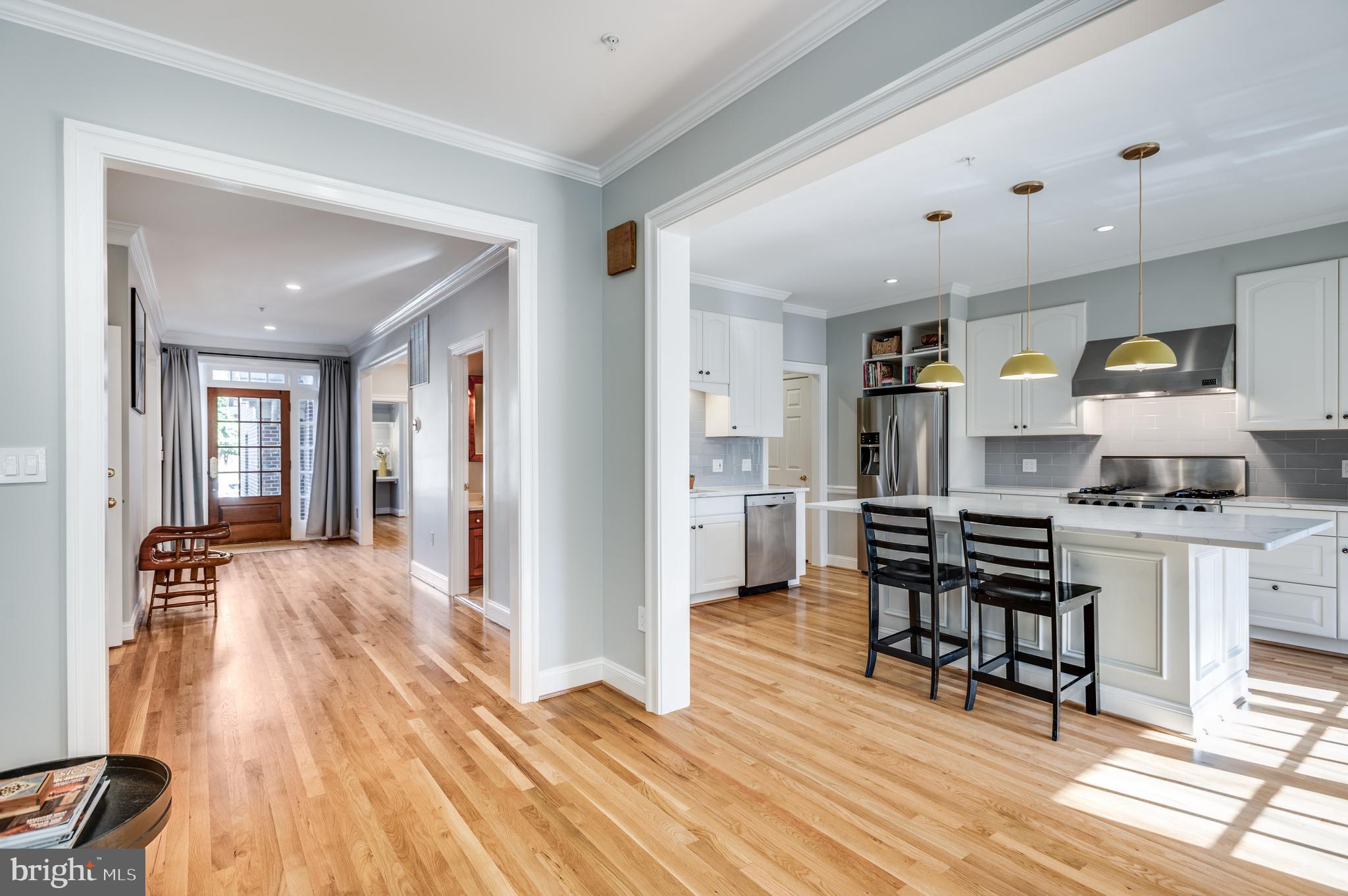 RIVER FALLS - Residential Lease