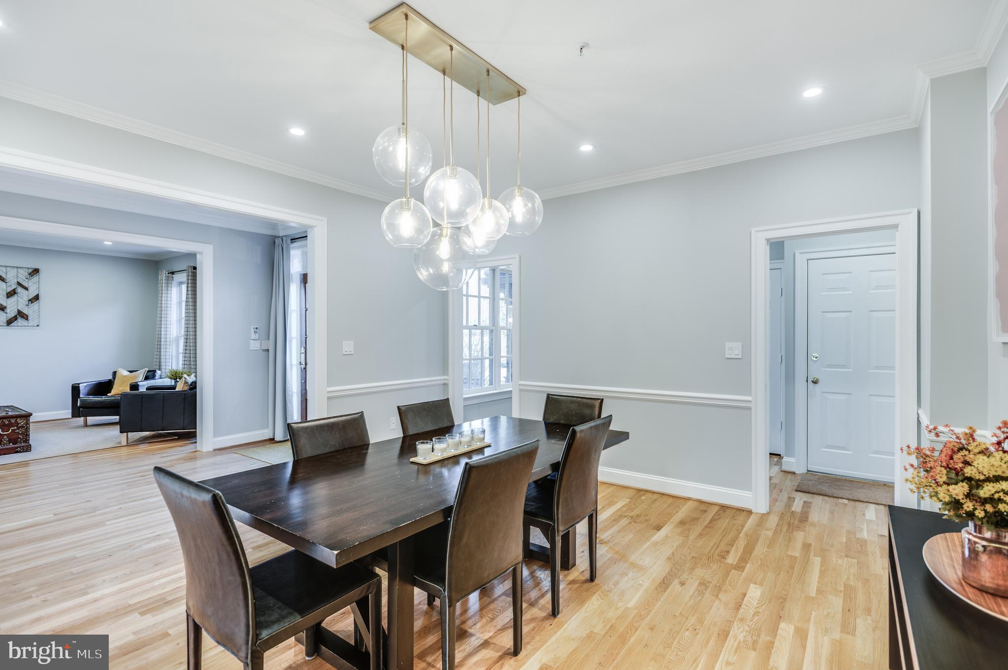 RIVER FALLS - Residential Lease