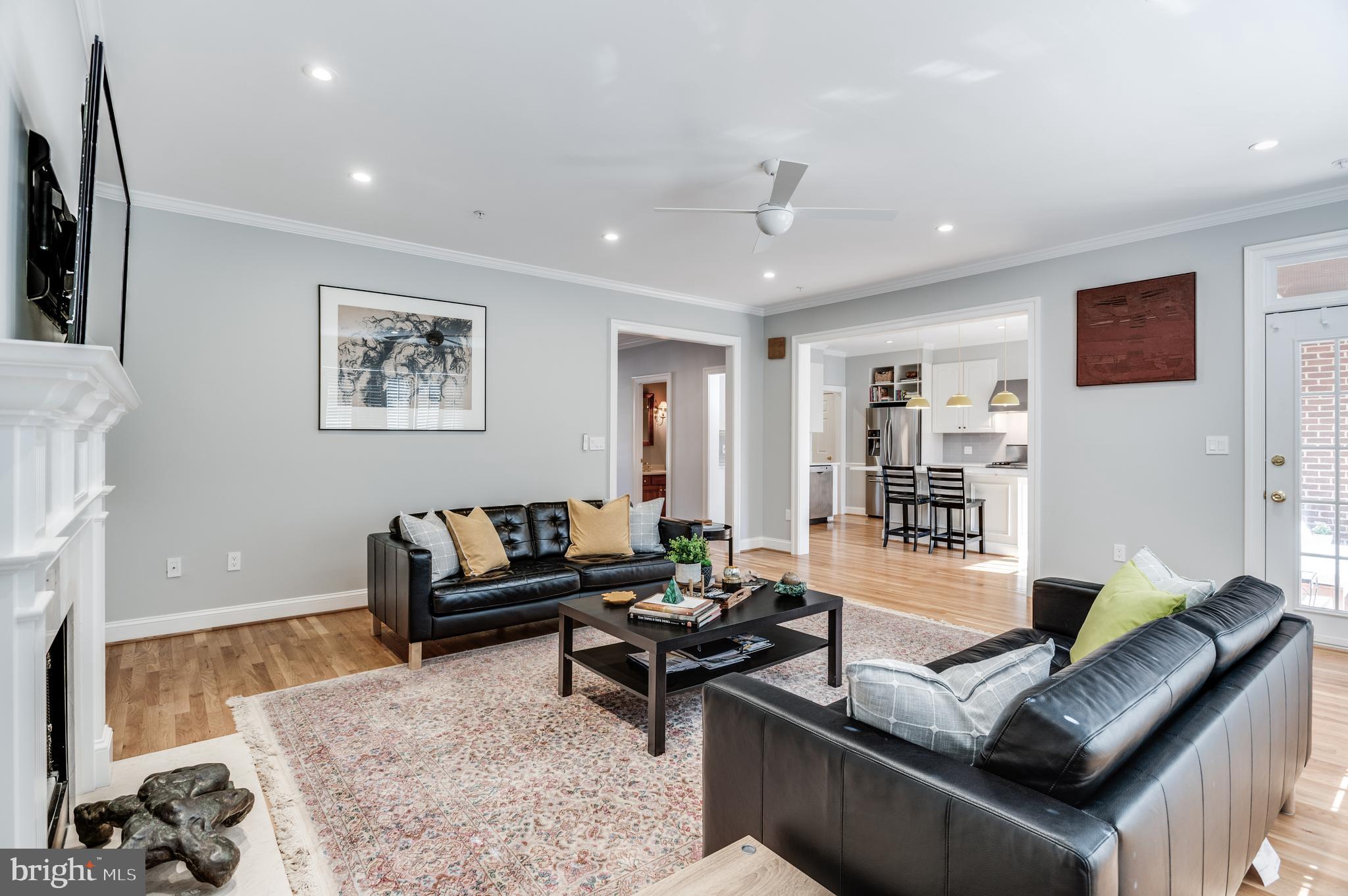 RIVER FALLS - Residential Lease