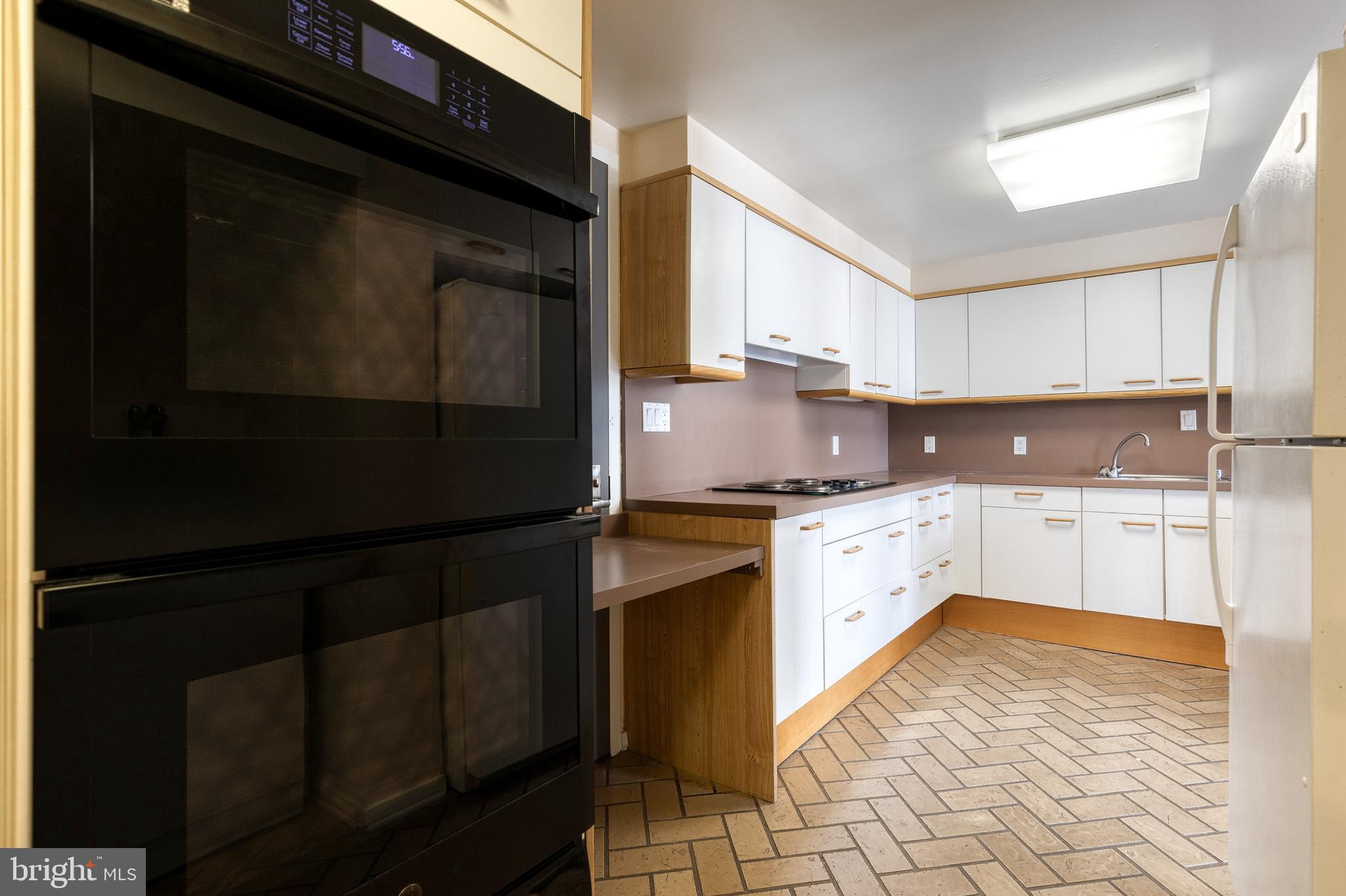 THE IMPERIAL - Residential