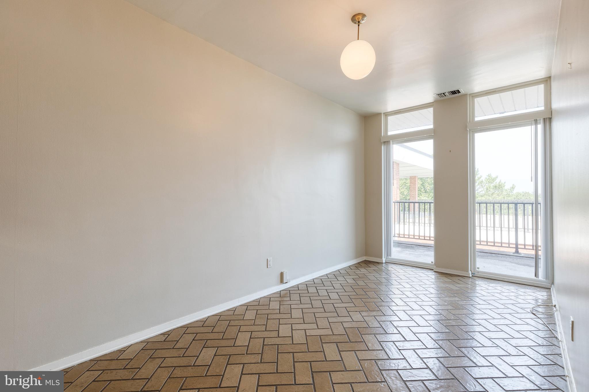 THE IMPERIAL - Residential