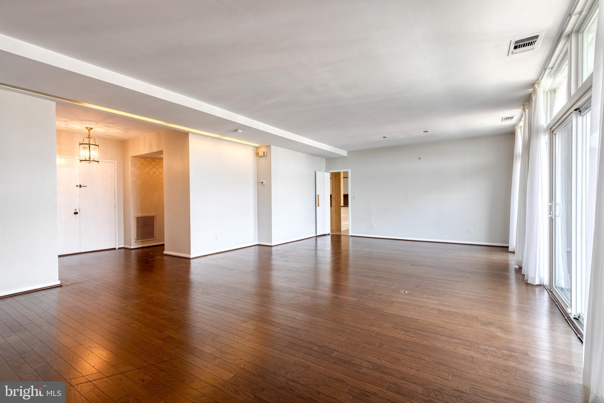 THE IMPERIAL - Residential