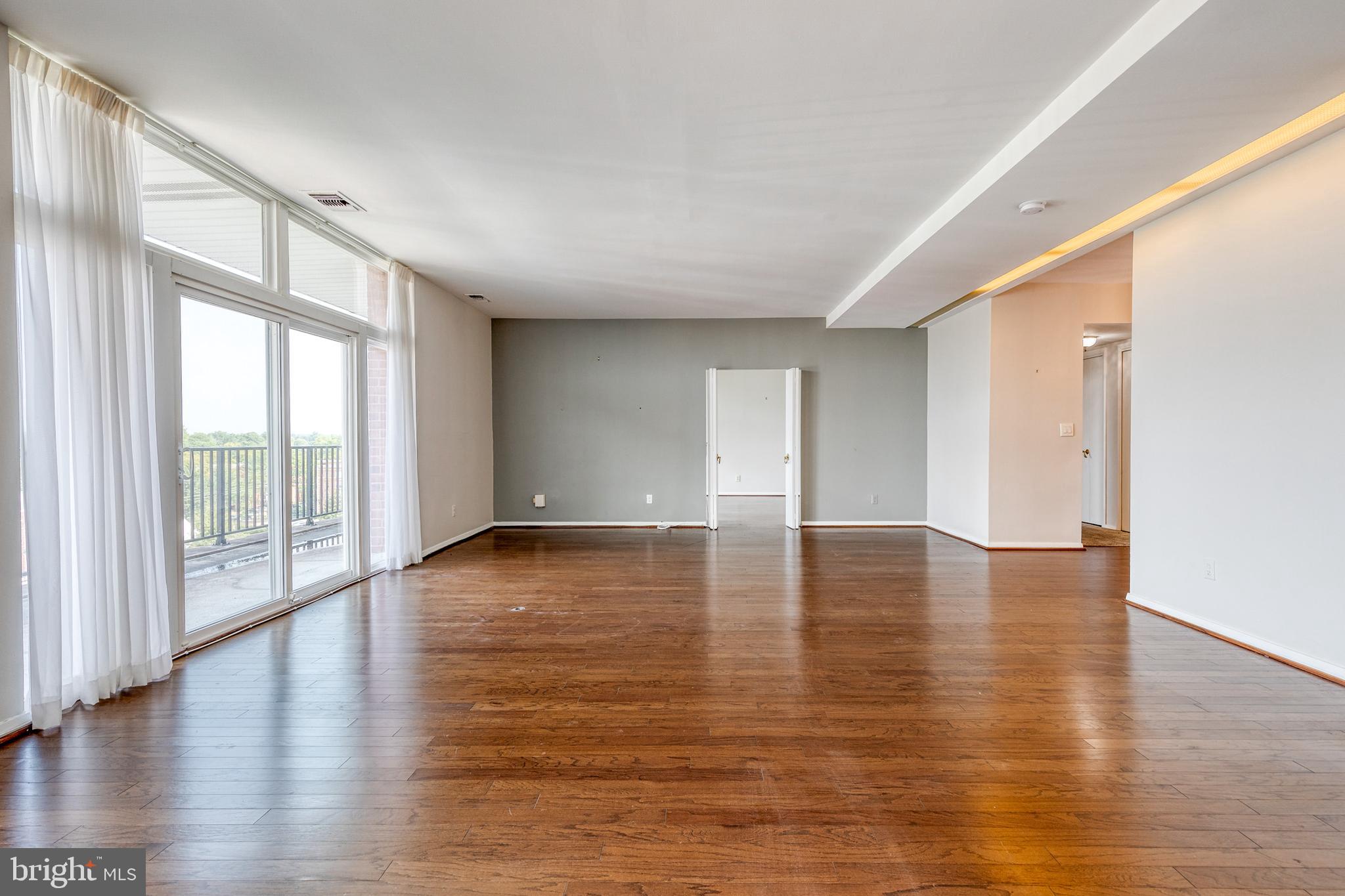 THE IMPERIAL - Residential