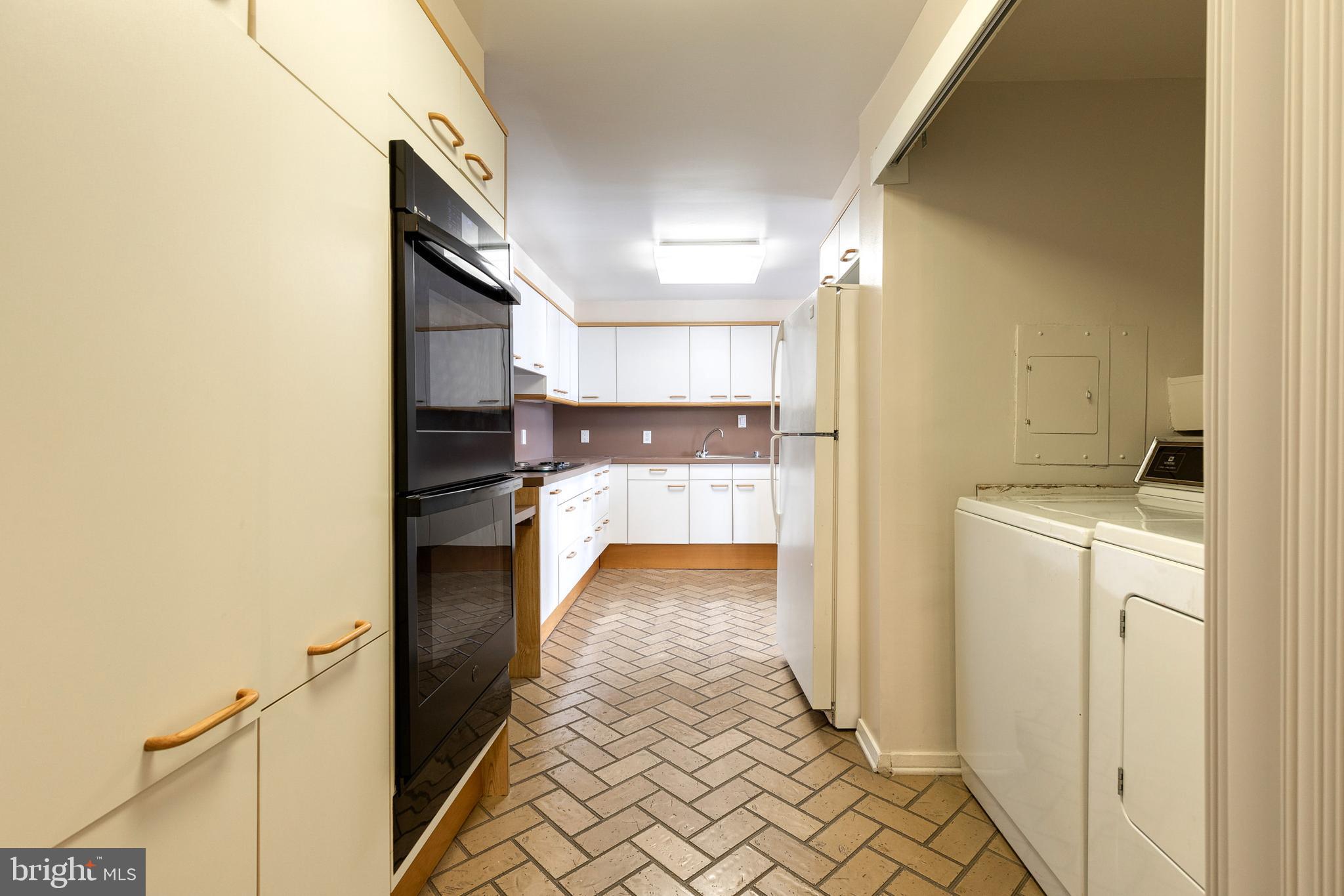 THE IMPERIAL - Residential