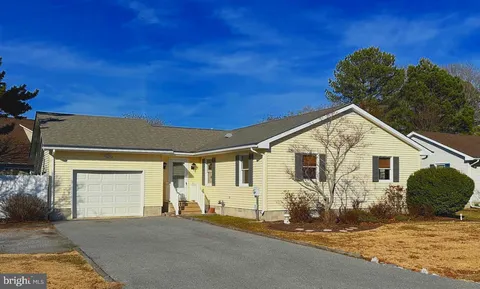 36885 Bluewater Run E, Selbyville, DE MLS: DESU2078172