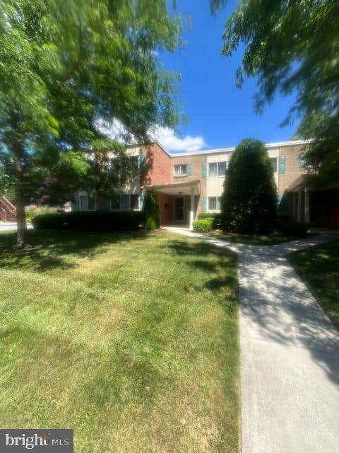 Condo For Rent - 111 S 24th Street #B<br/> Cumberland County, CAMP HILL, PA 17011