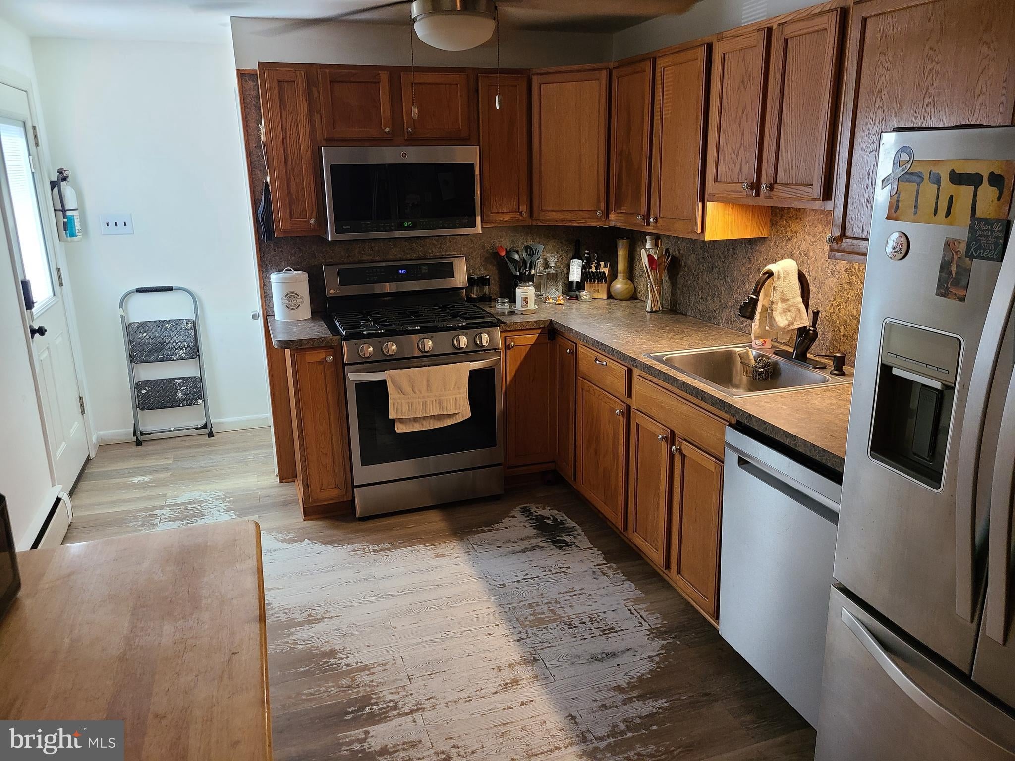 321 N TUCKAHOE ROAD