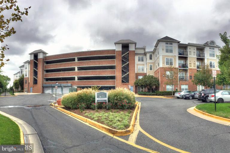 CHANTILLY PARK - Residential