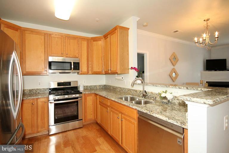 CHANTILLY PARK - Residential