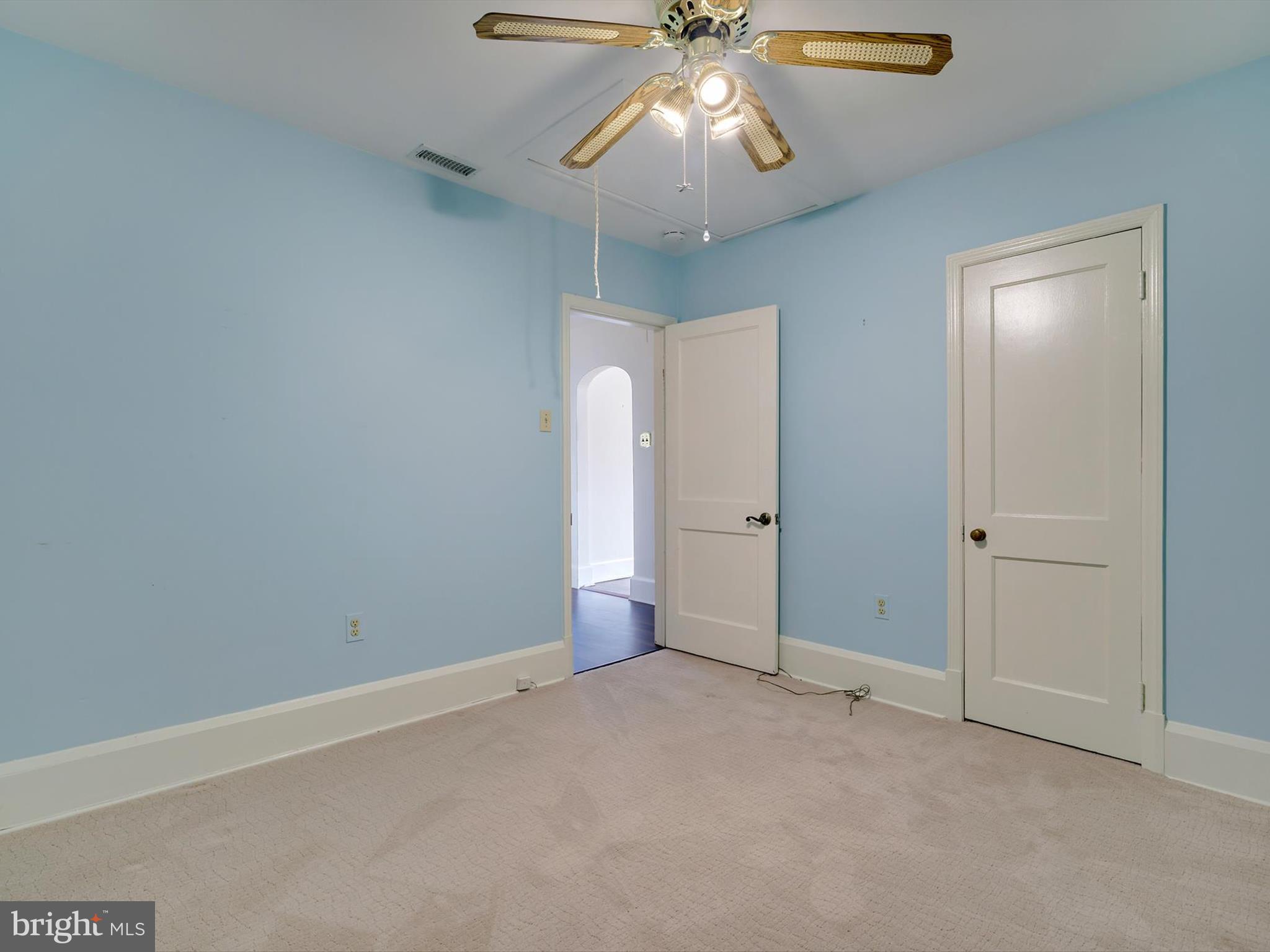 HUNTERS HARBOR - Residential