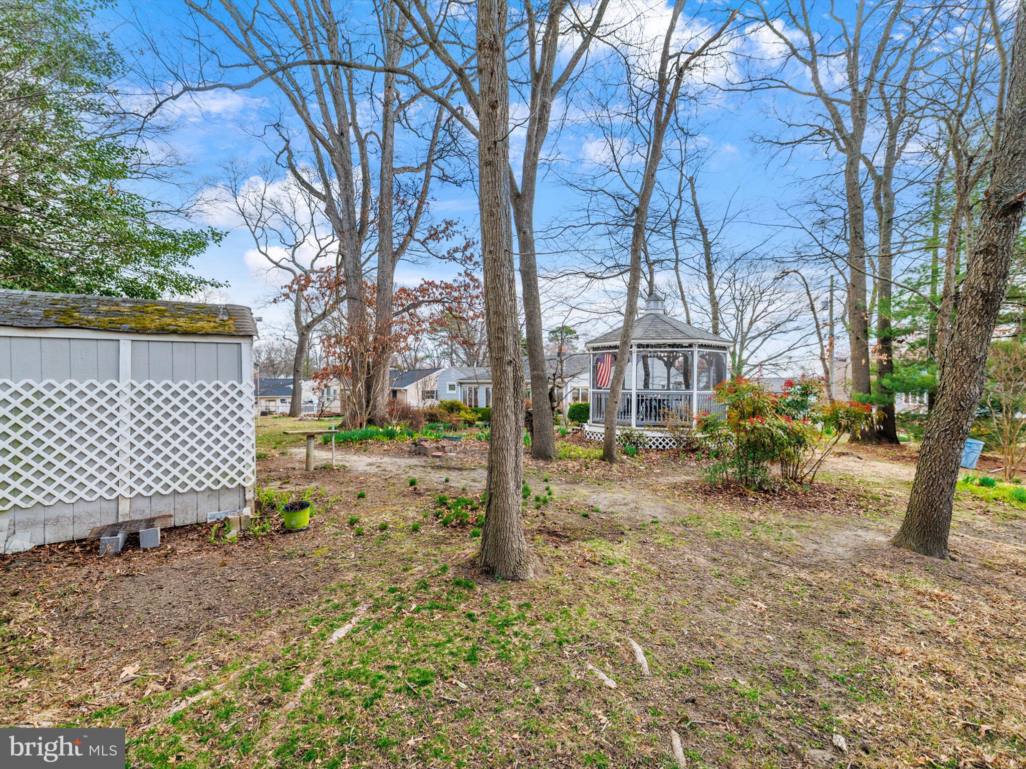 HUNTERS HARBOR - Residential