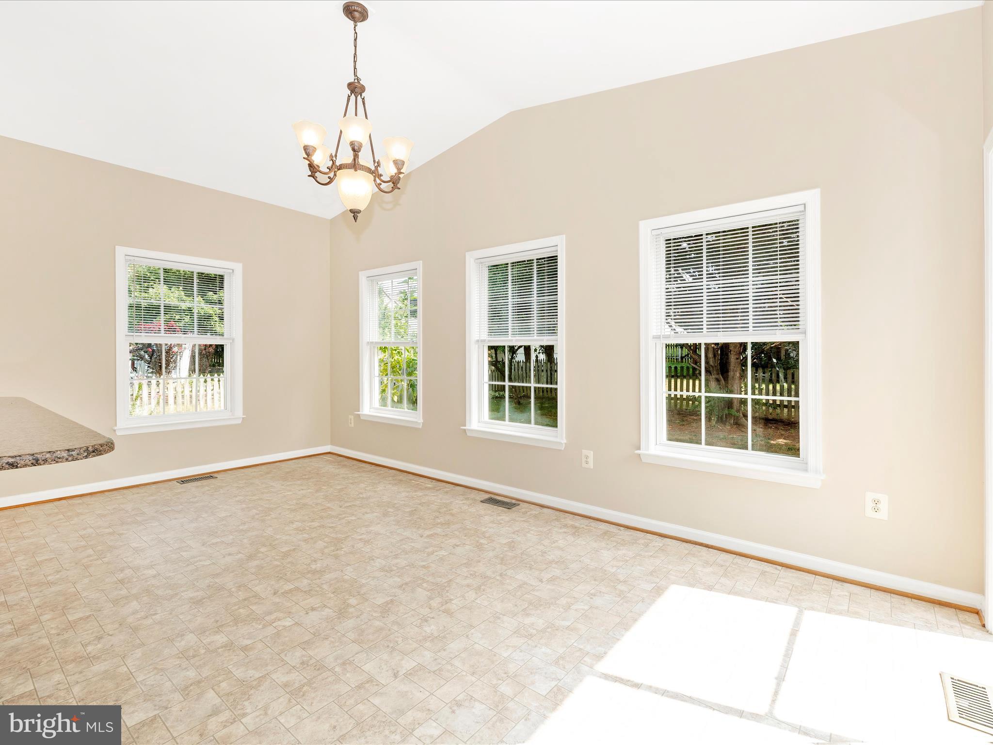 432 DELAWARE ROAD