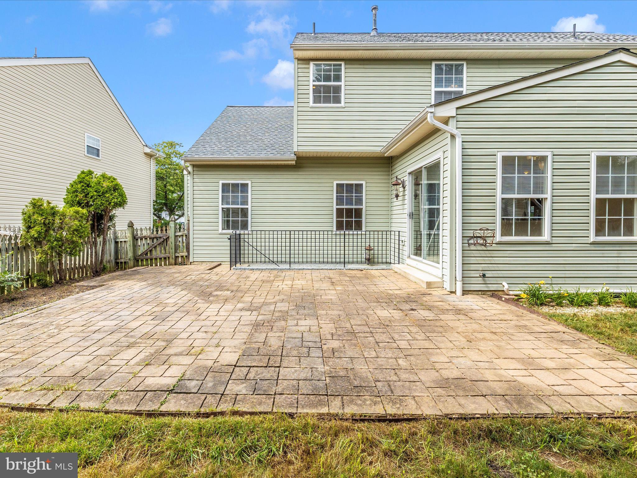 432 DELAWARE ROAD
