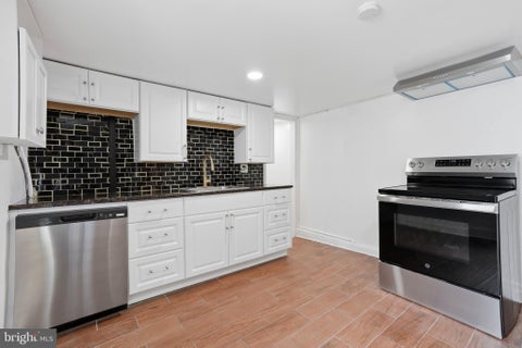 Condo For Rent - 250 E Girard Avenue #2<br/> PHILADELPHIA, PA 19125