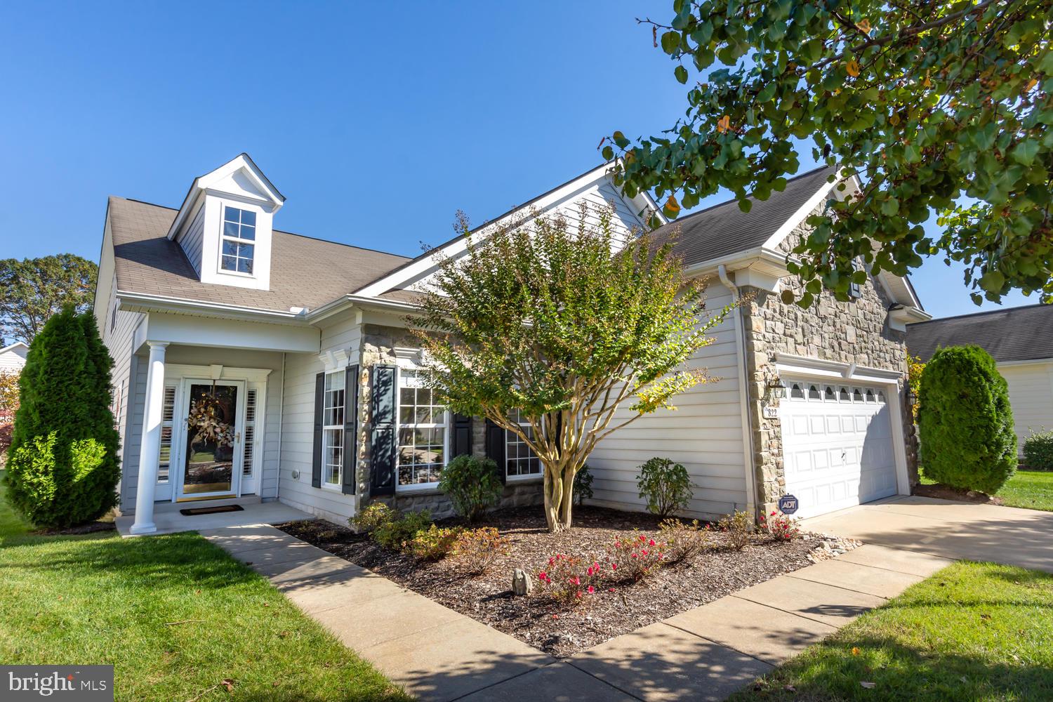 SYMPHONY VILLAGE AT CENTREVILLE - Residential