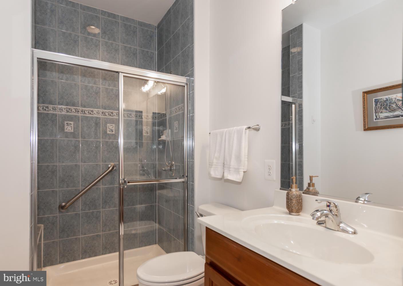 SYMPHONY VILLAGE AT CENTREVILLE - Residential