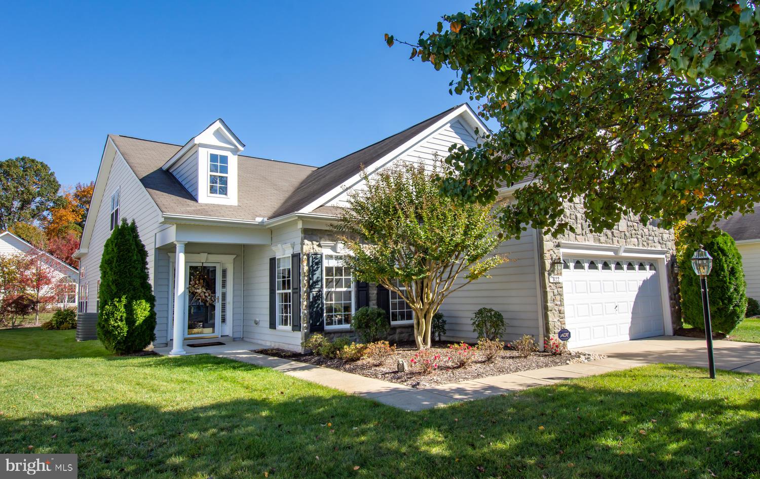 SYMPHONY VILLAGE AT CENTREVILLE - Residential