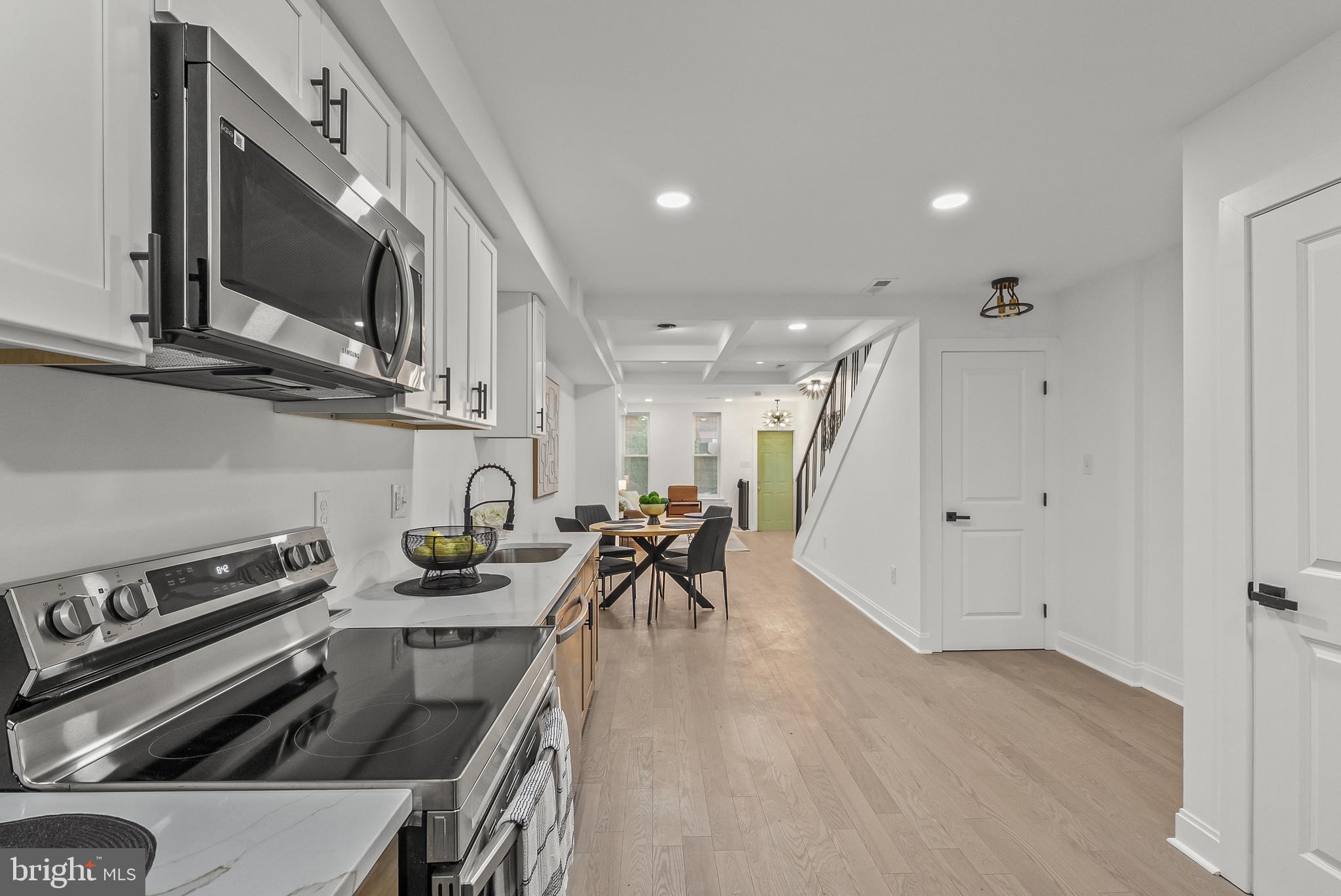 BIDDLE STREET - Residential
