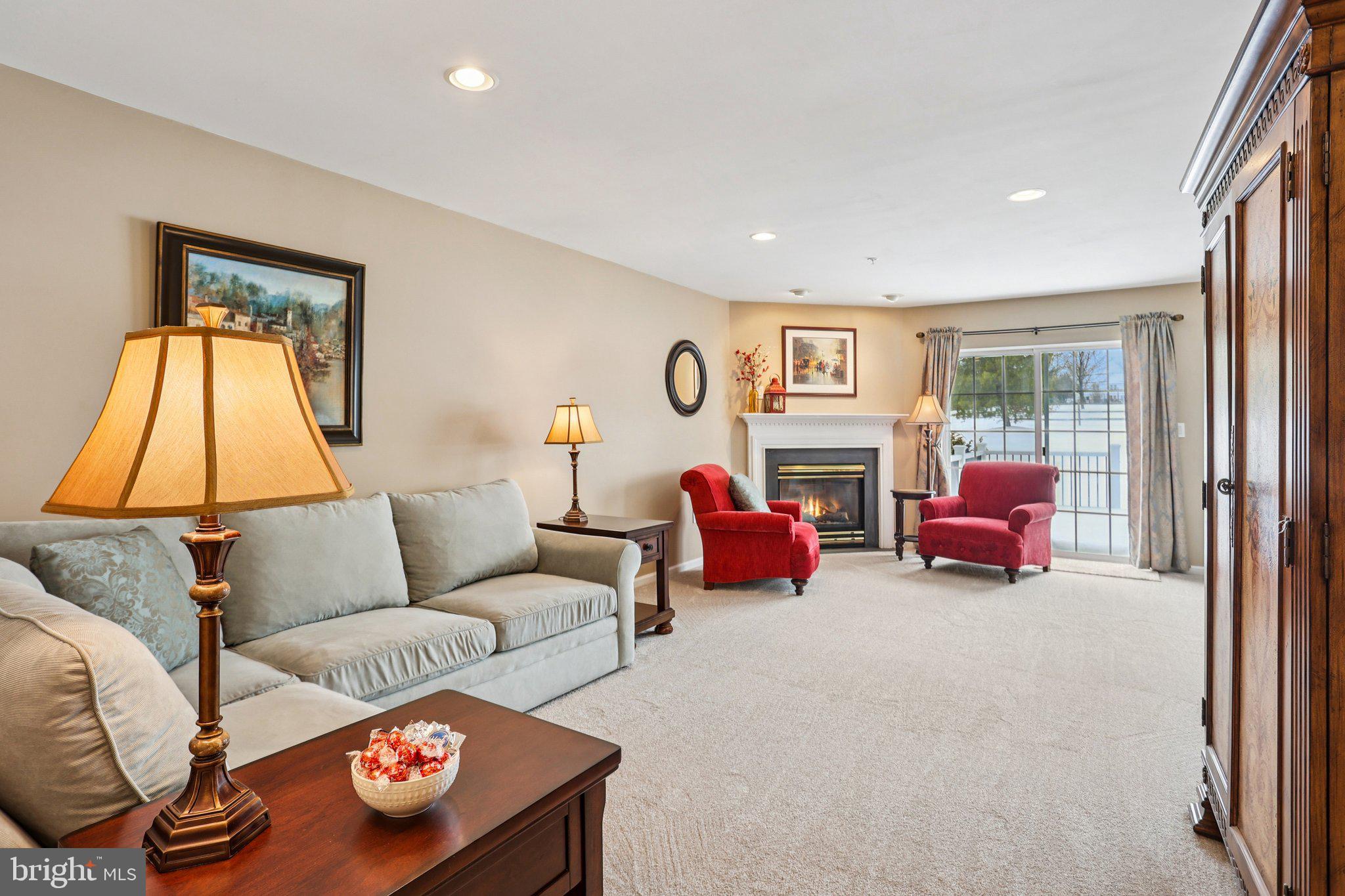 SUMMER LEA - Residential