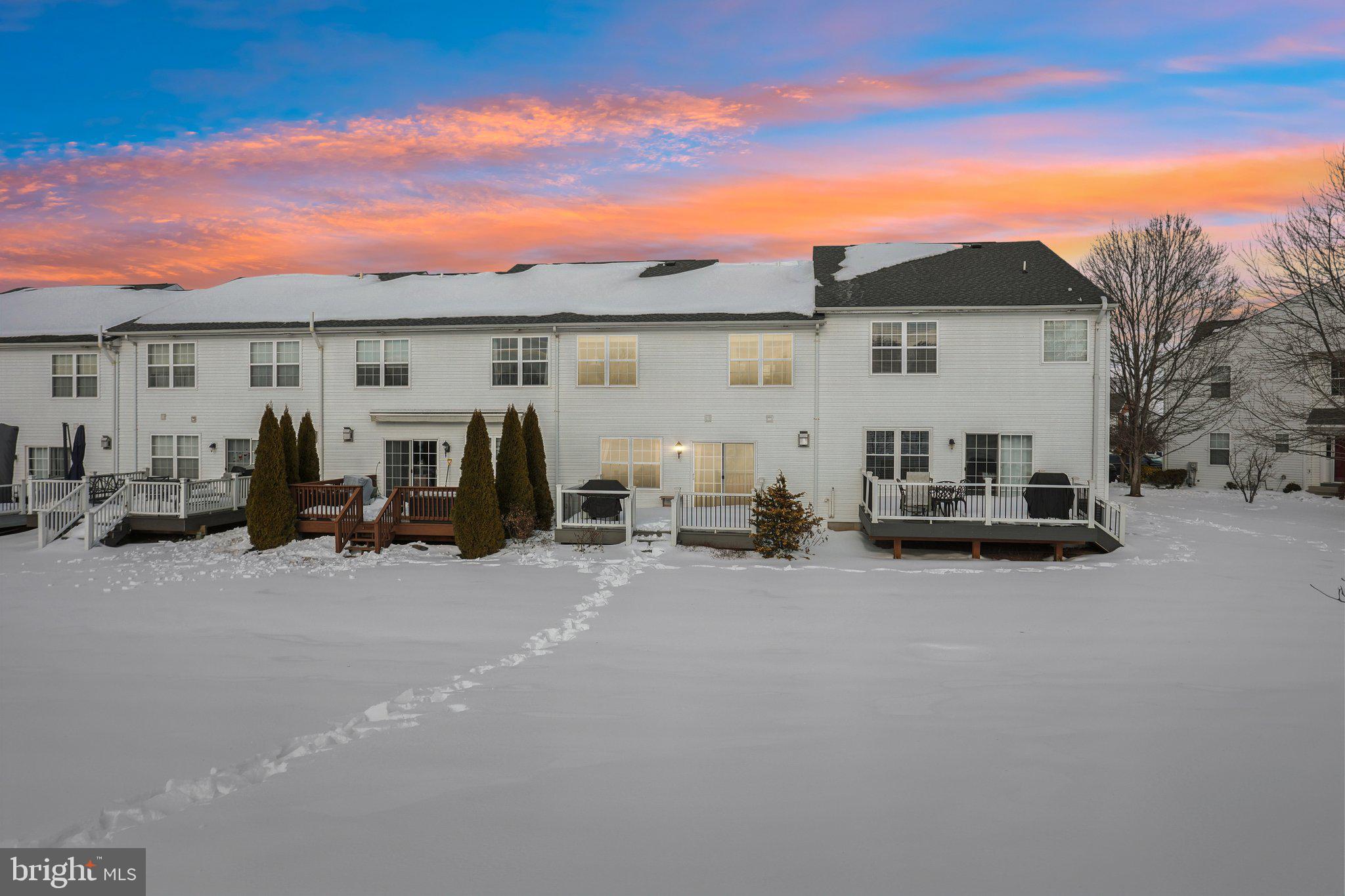 SUMMER LEA - Residential