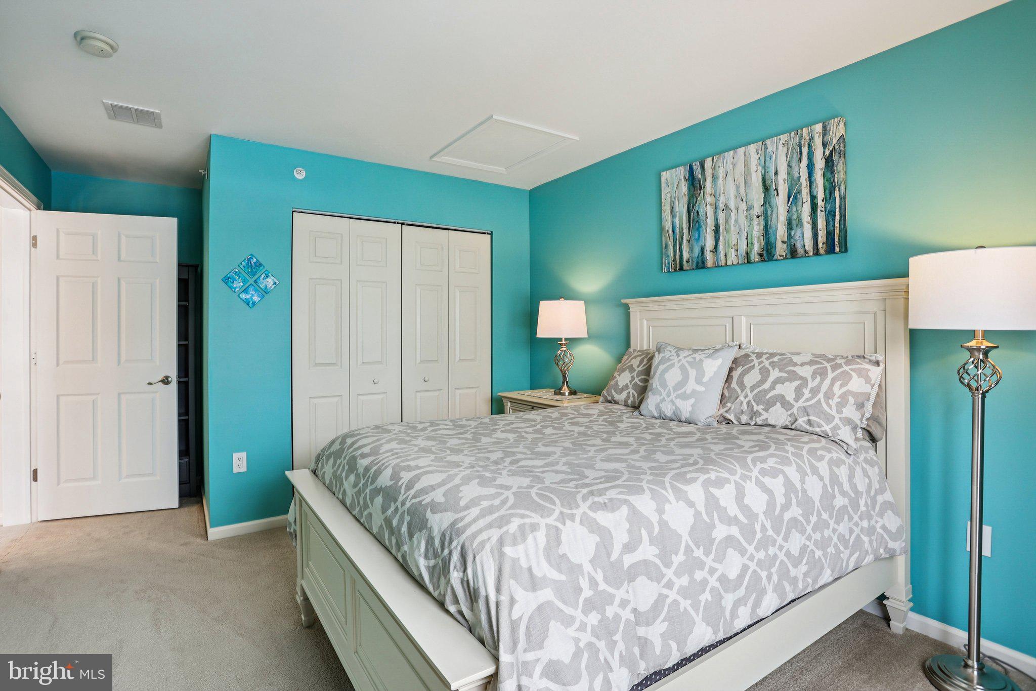 SUMMER LEA - Residential