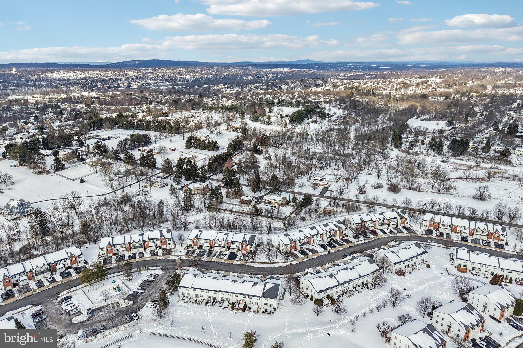 SUMMER LEA - Residential