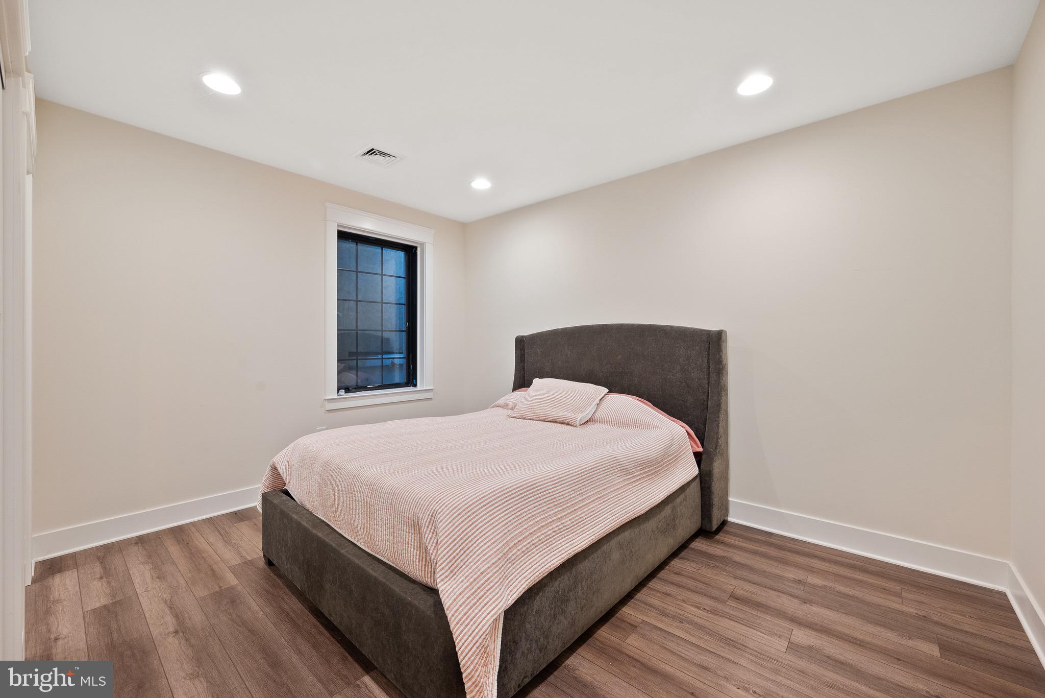 HERSHEY DOWNTOWN - Residential