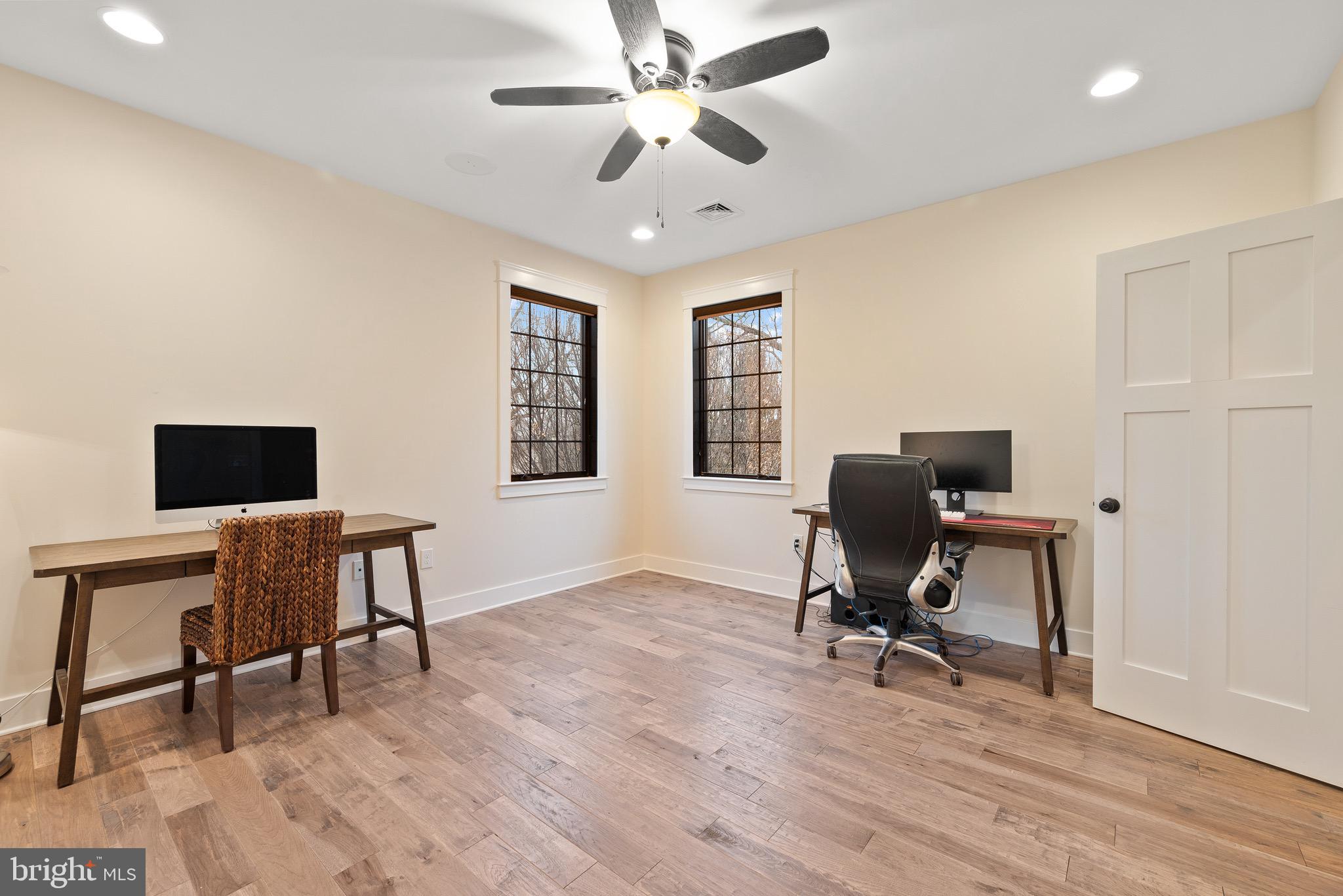 HERSHEY DOWNTOWN - Residential