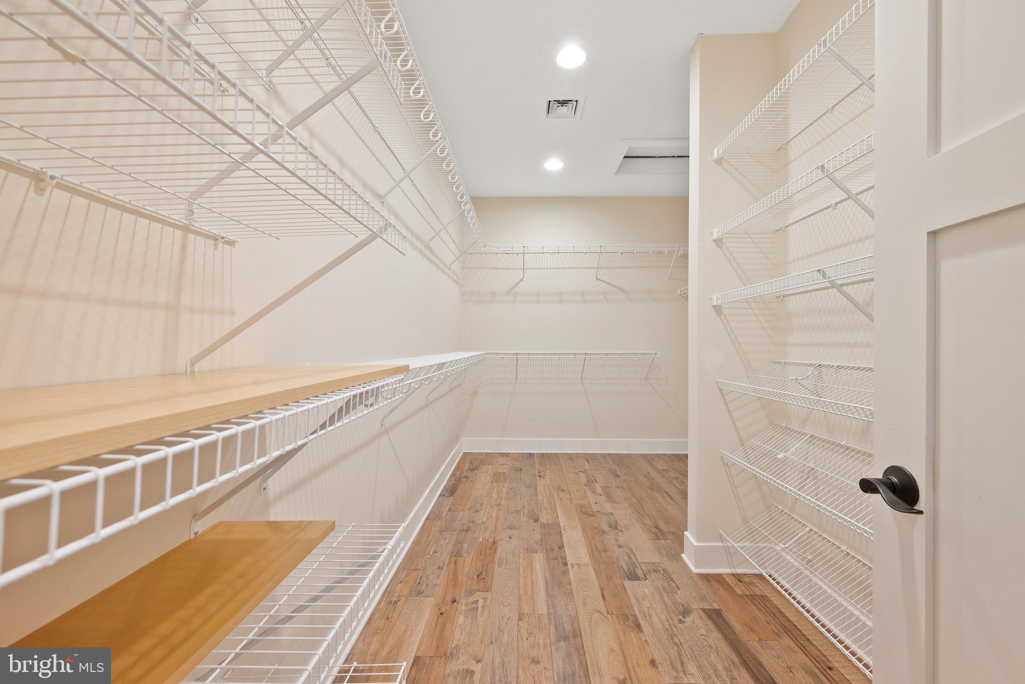 HERSHEY DOWNTOWN - Residential