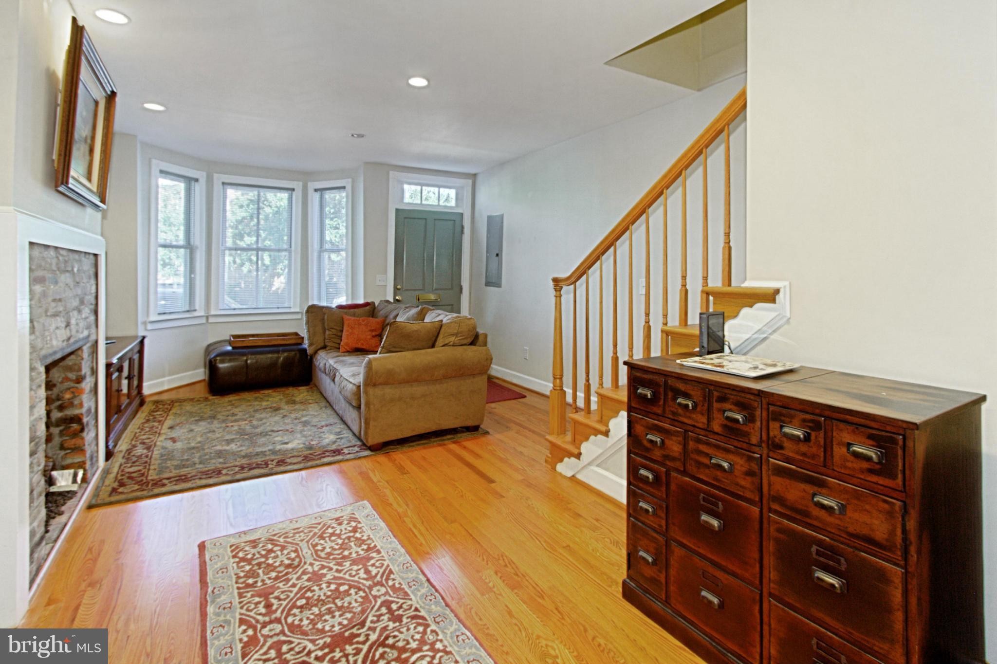 CARRIAGE WORKS - Residential Lease