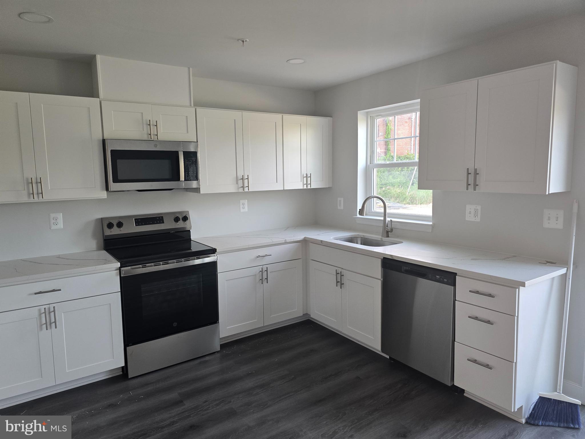 DRUID HEIGHTS - Residential